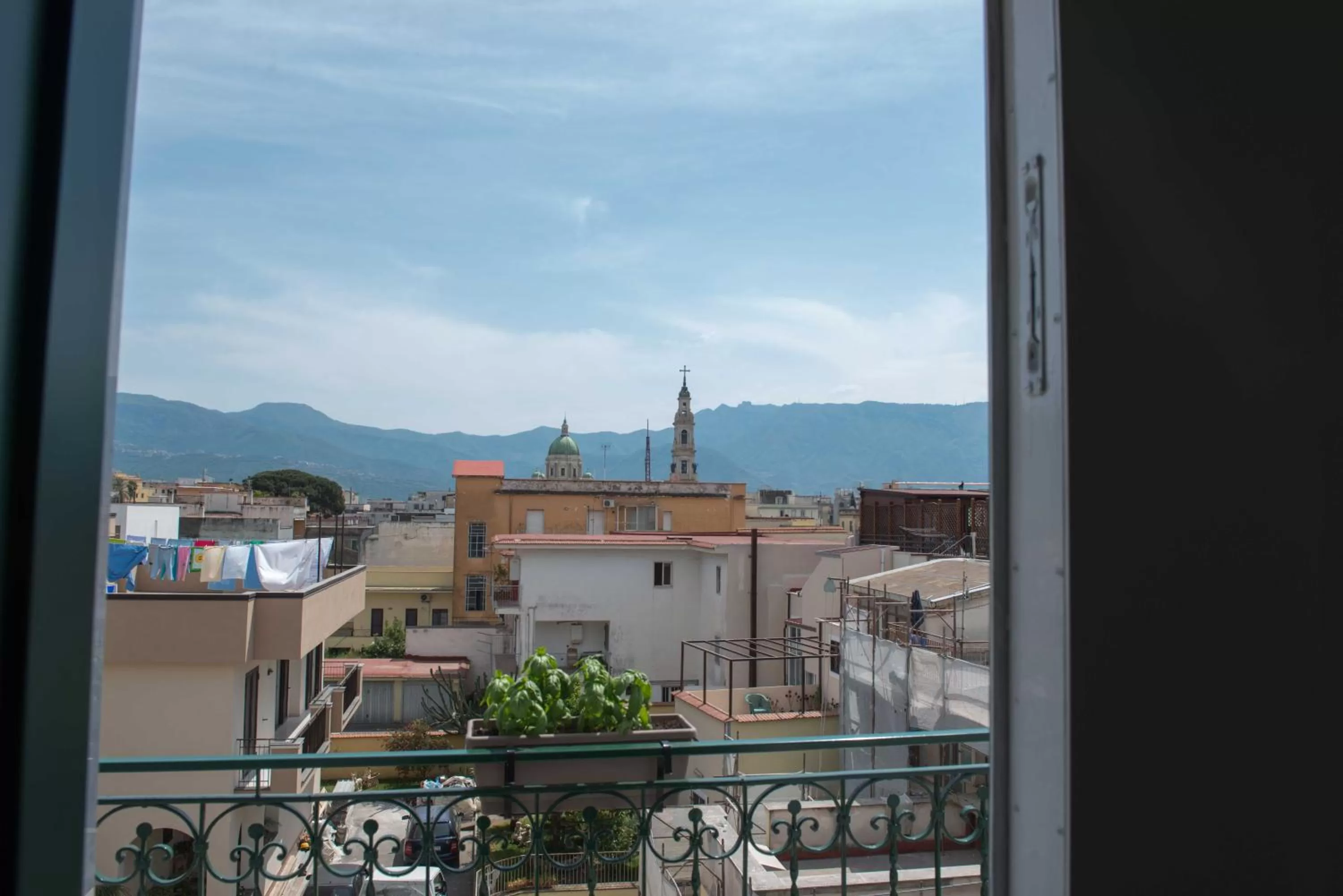 Nearby landmark in Nolana '86