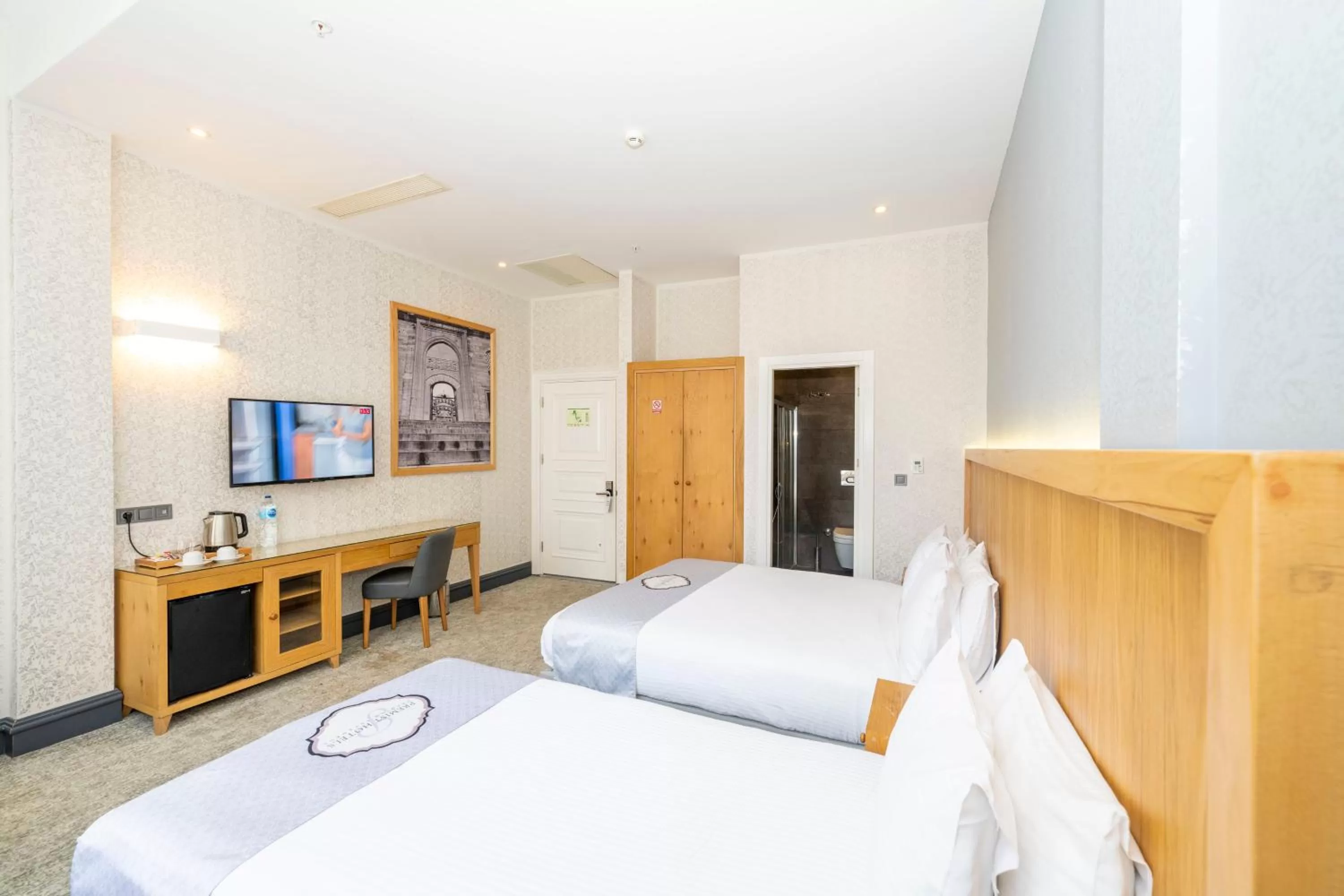 Photo of the whole room, Bed in Premist Hotels Taksim