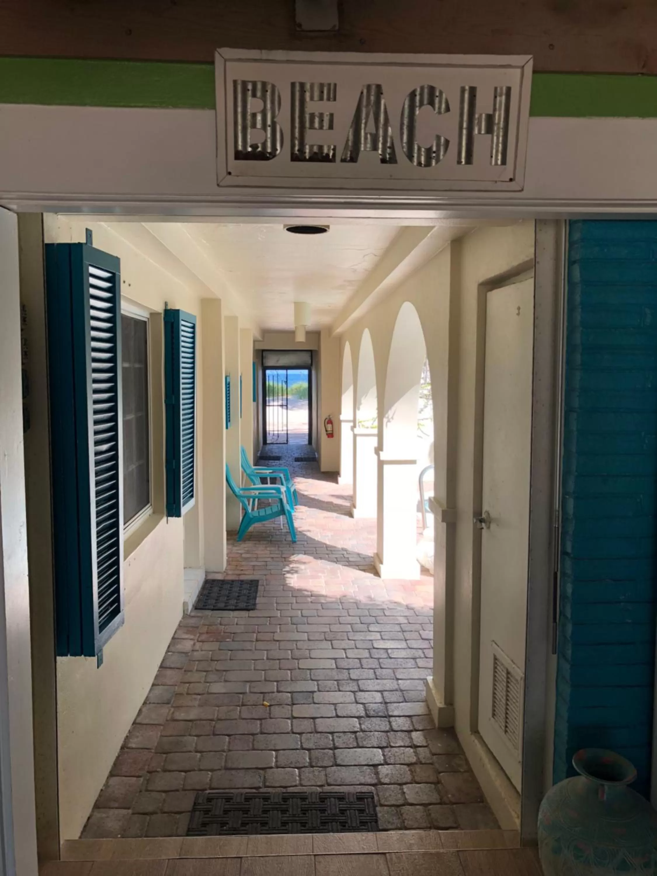 Facade/entrance in Courtyard Villa Hotel