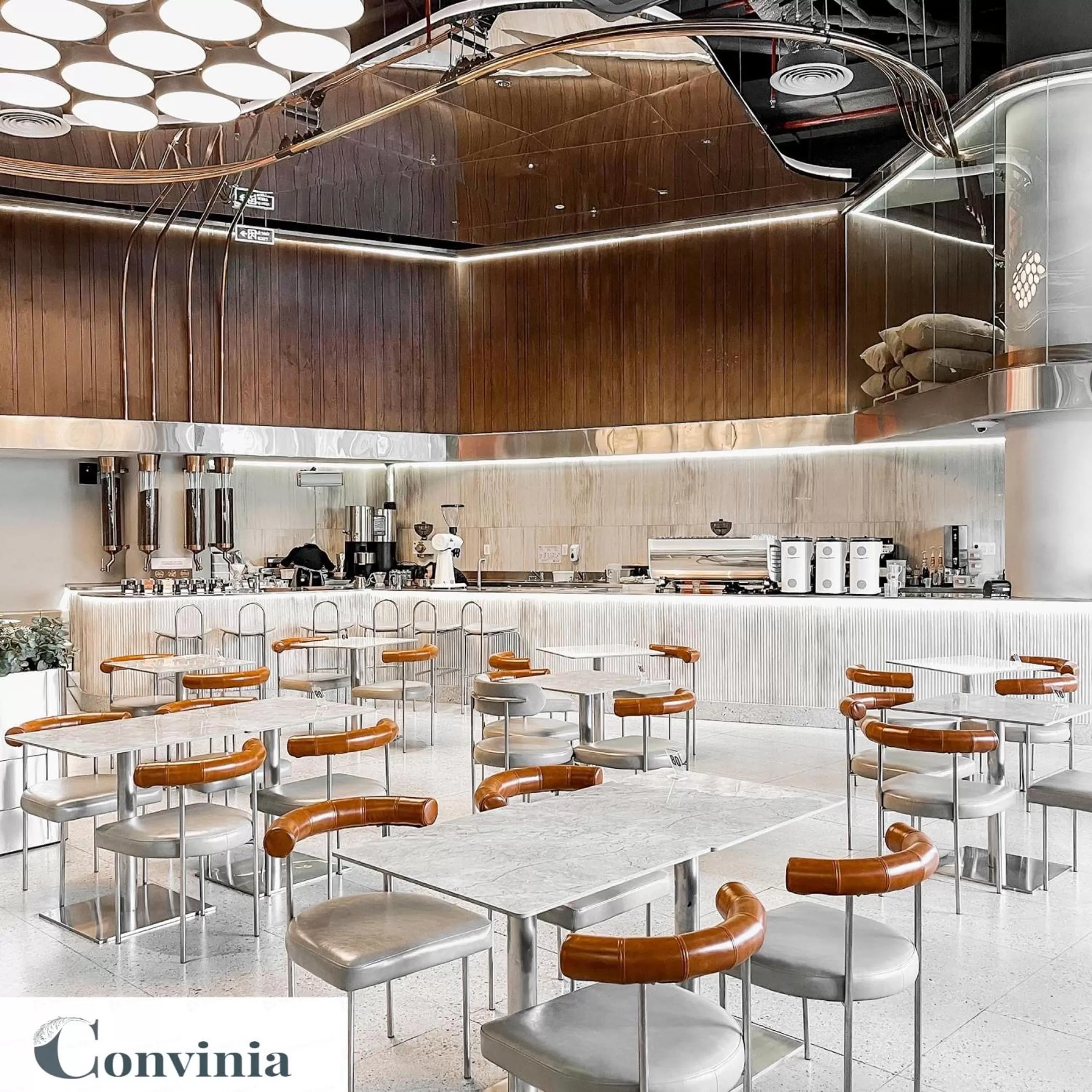 Restaurant/Places to Eat in Convinia Apartment