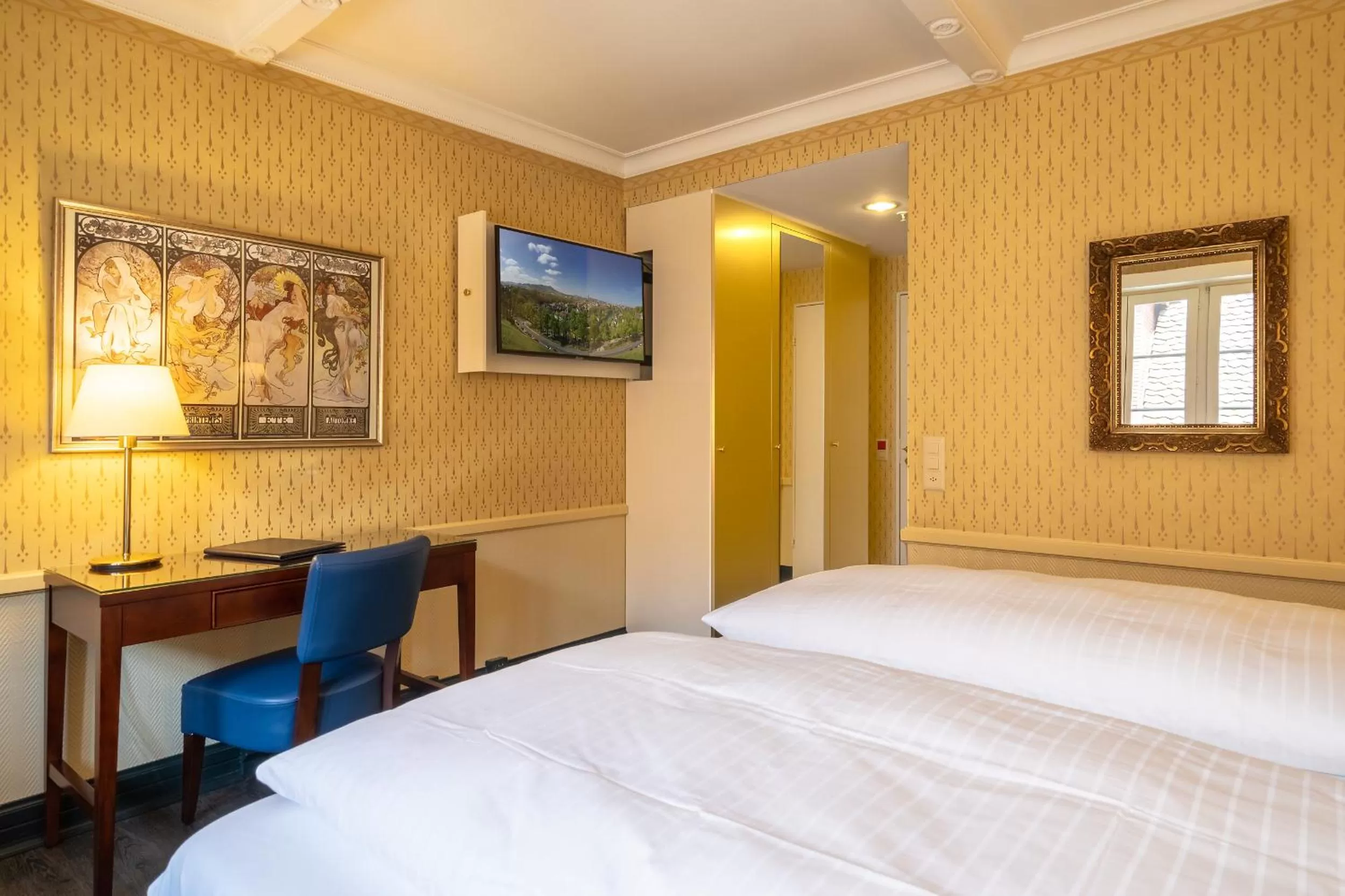 Bed in Boutique Hotel Belle Epoque