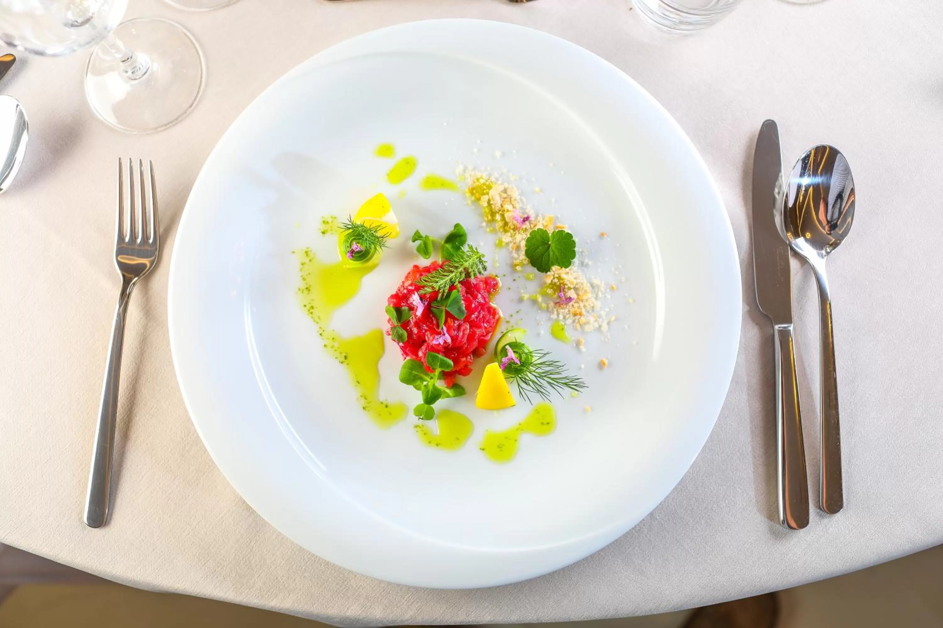 Restaurant/places to eat in Magnus Resort