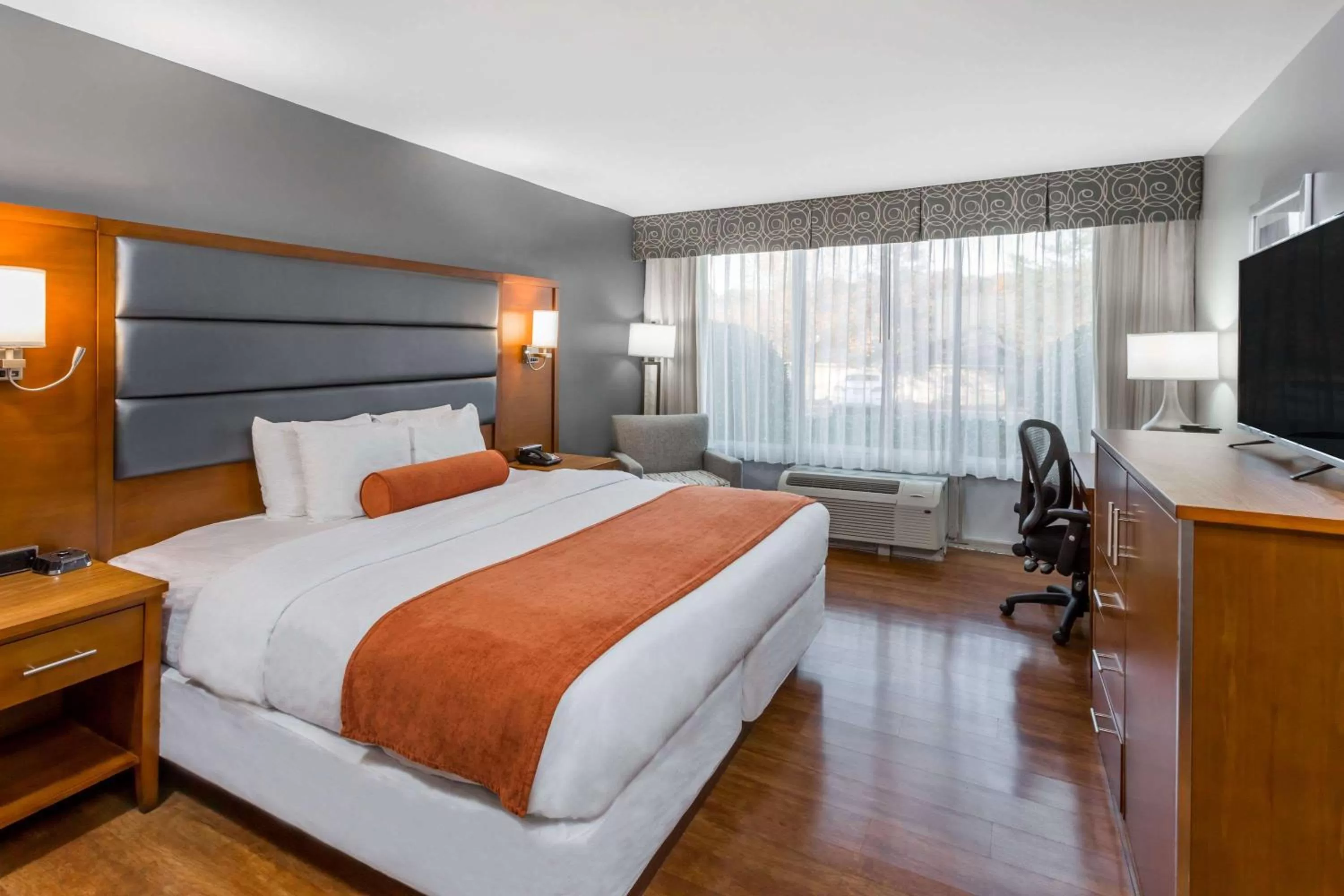 Photo of the whole room, Bed in Wyndham Garden Greensboro