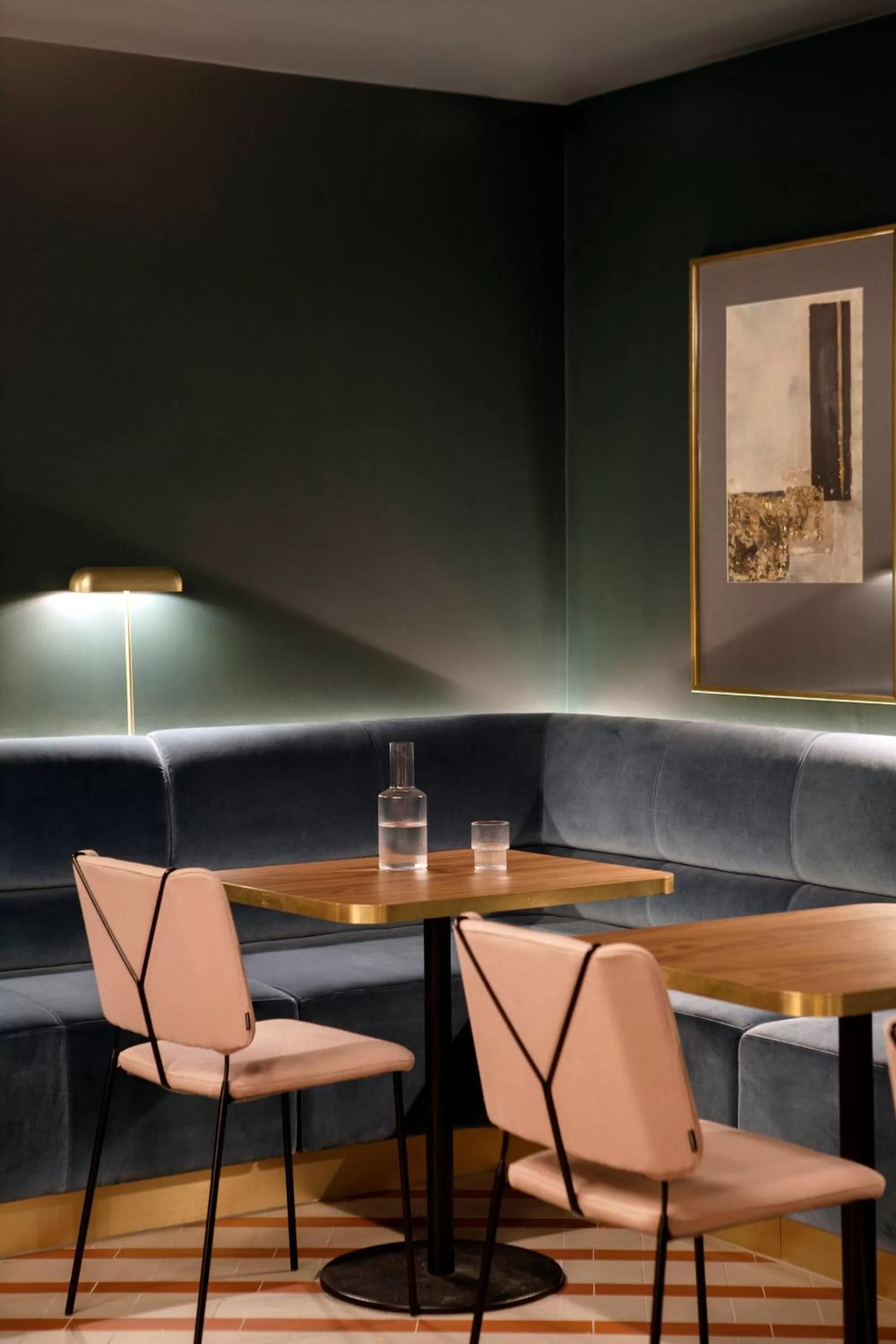 Restaurant/places to eat in The Alex