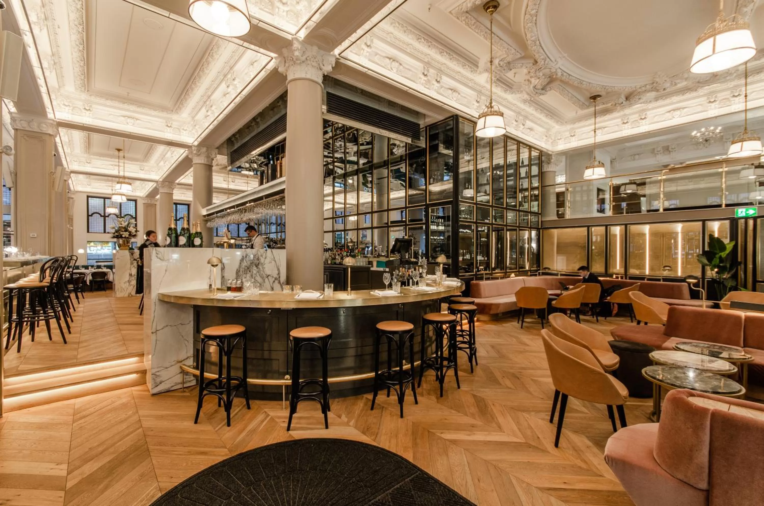 Restaurant/places to eat in Hôtel Birks Montréal