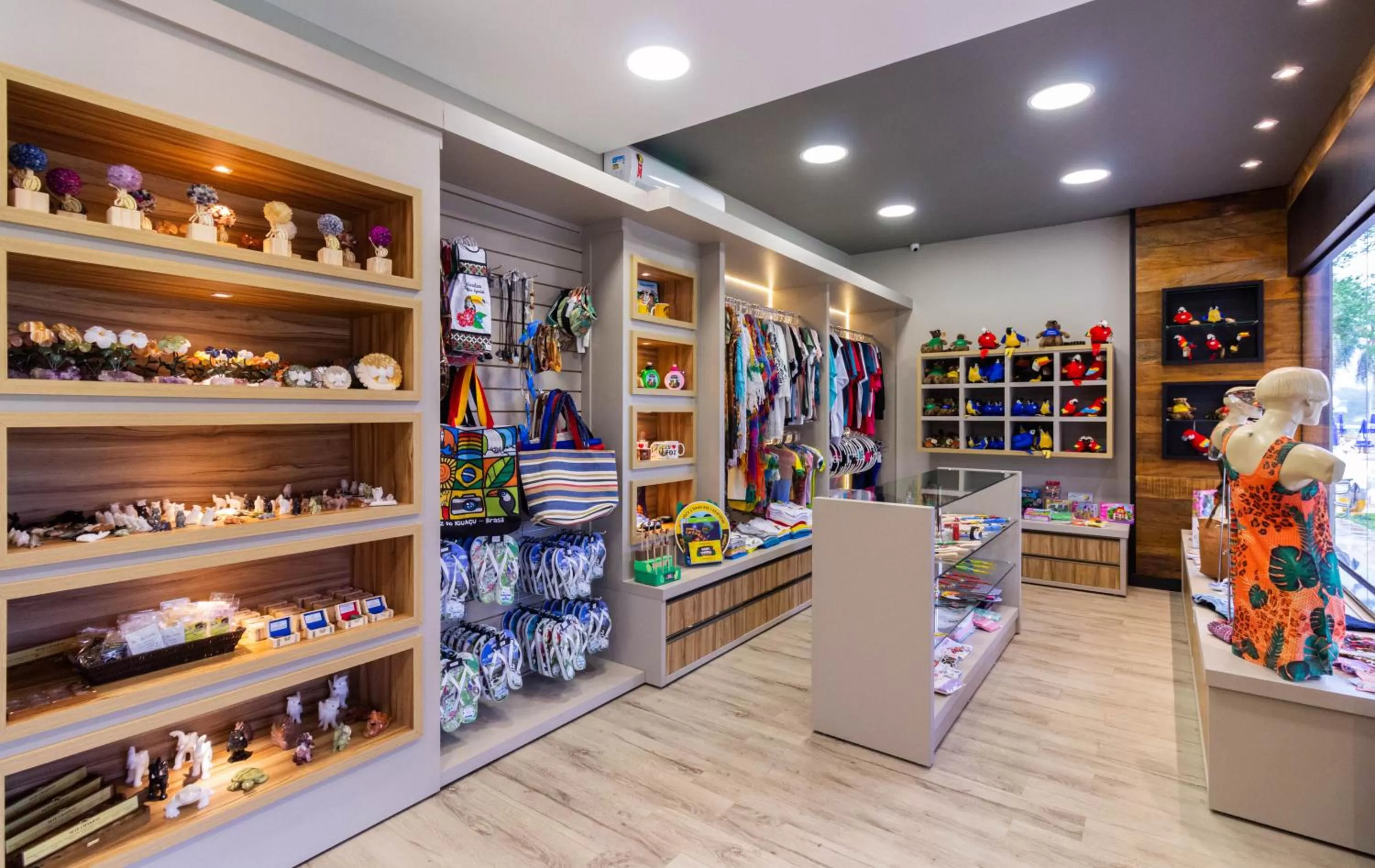 On-site shops in Grand Carimã Resort & Convention Center
