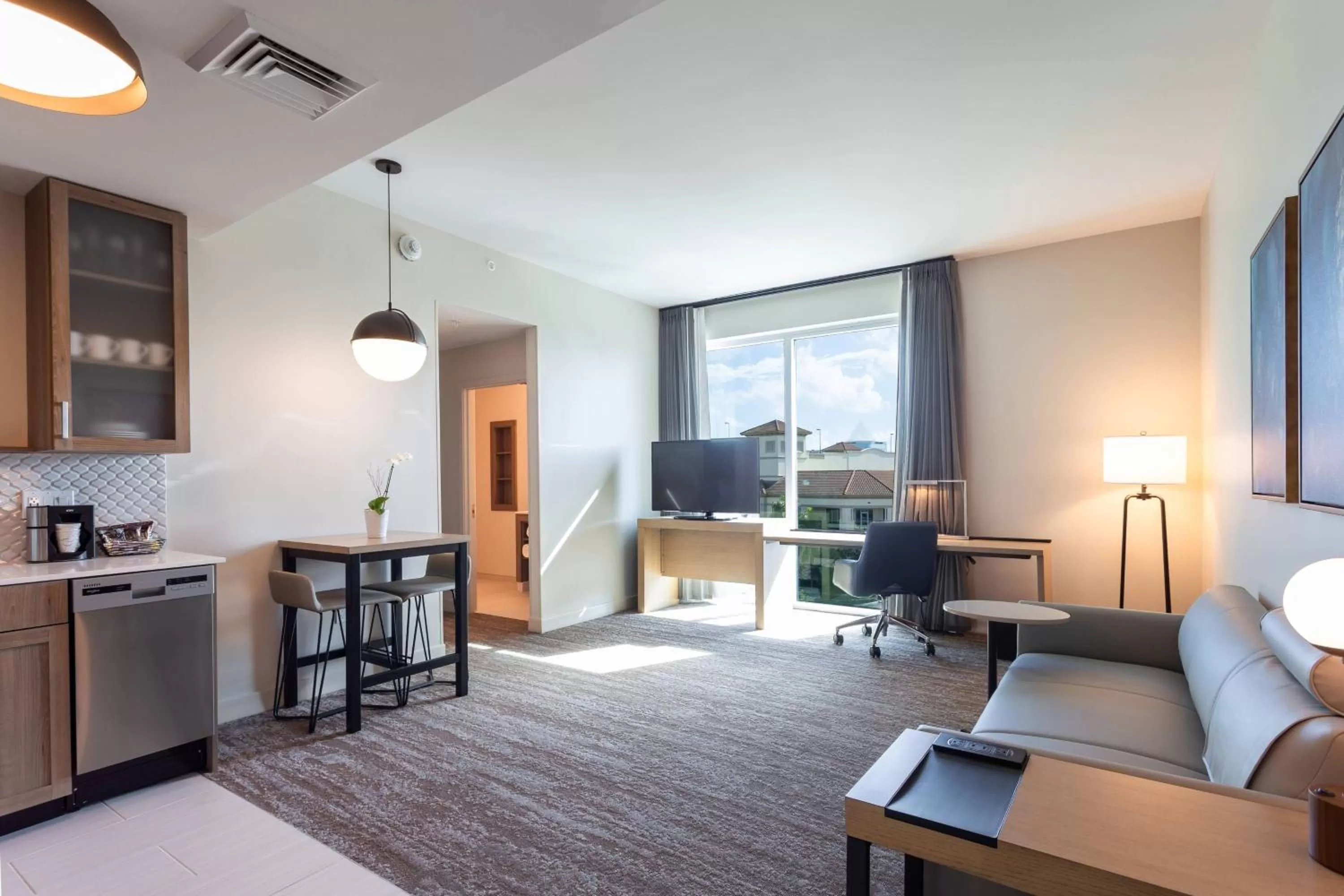 Living room in Residence Inn Palm Beach Gardens