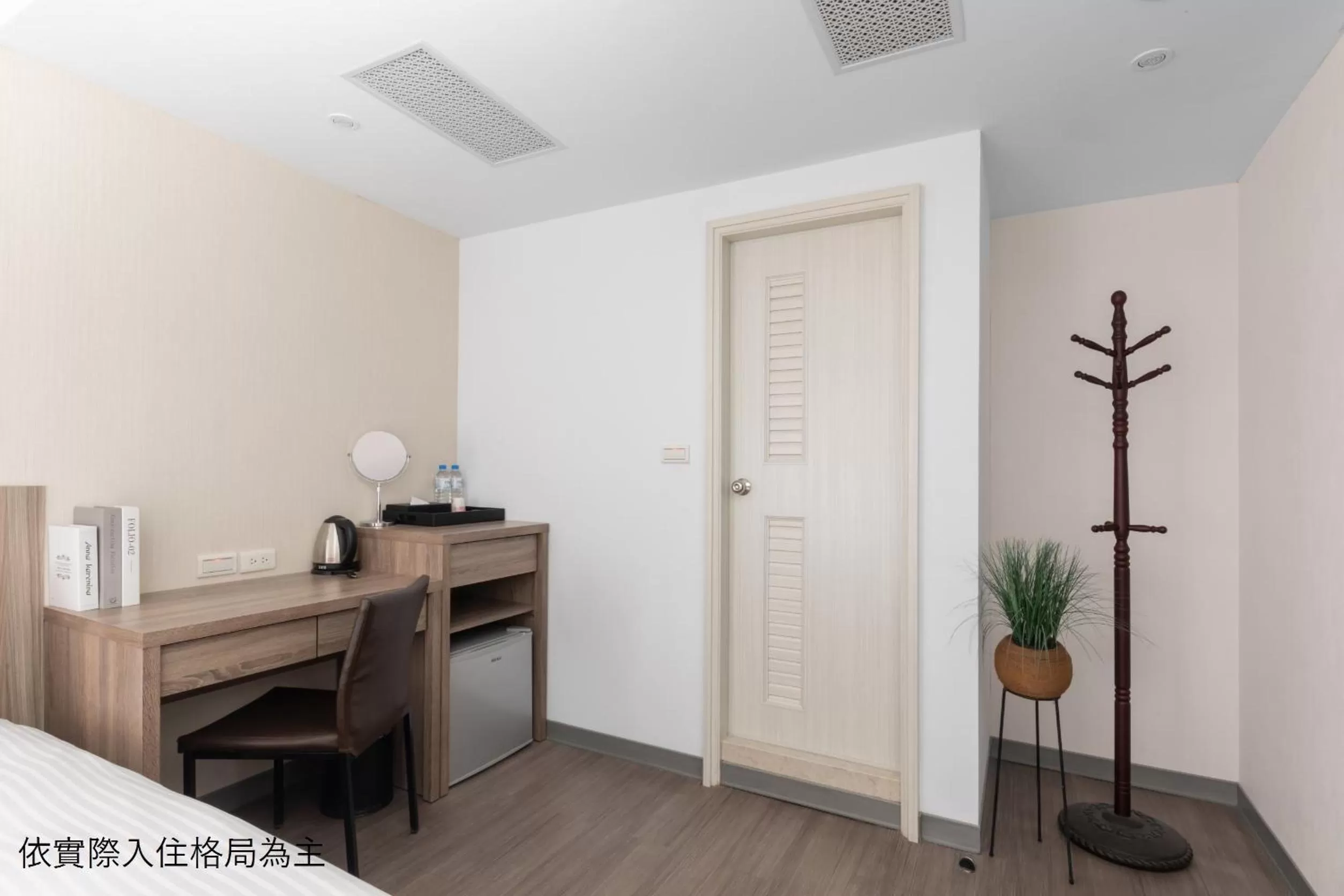 Photo of the whole room, TV/Entertainment Center in Hotel Brown - Chihkan Branch