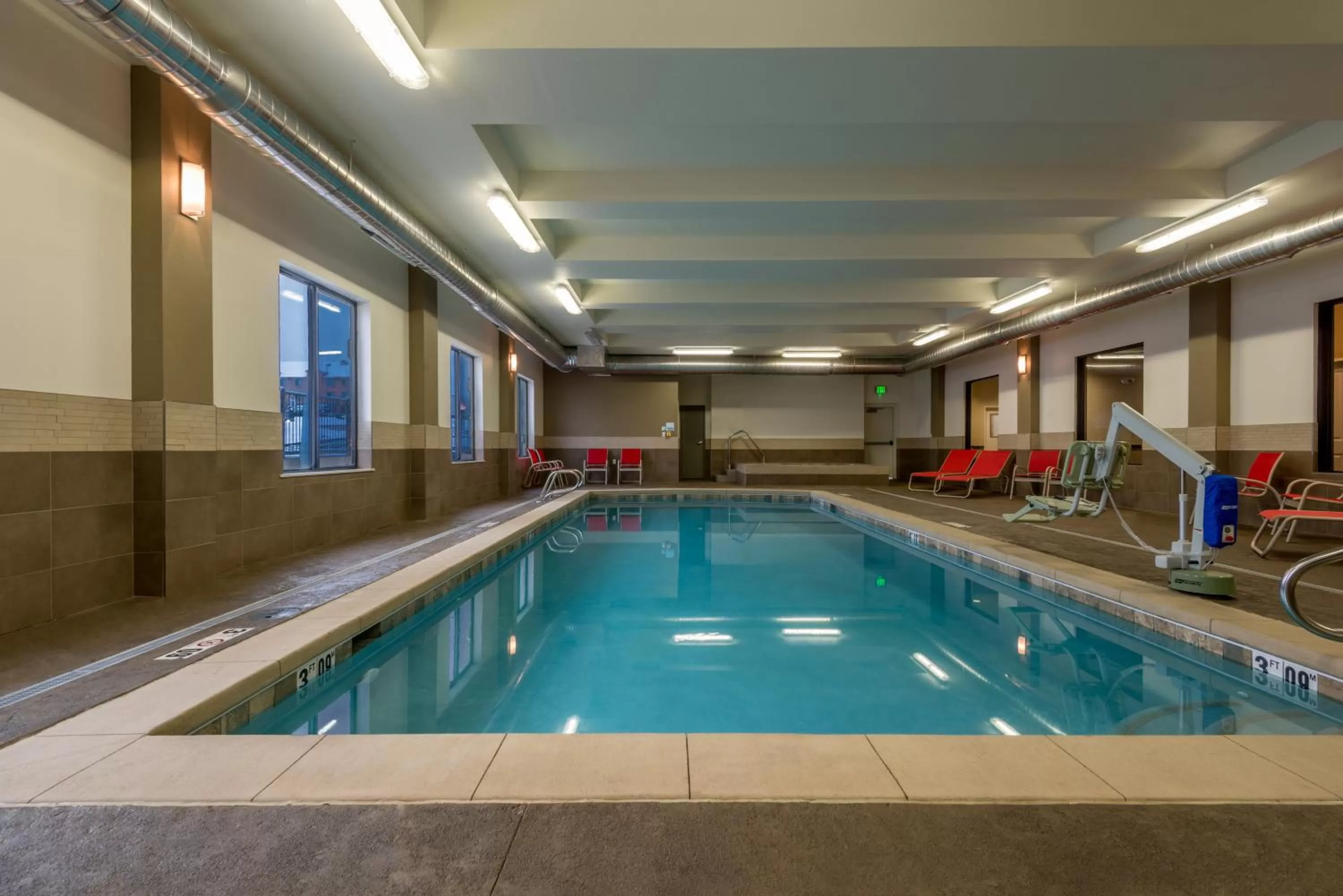 Swimming pool in Holiday Inn Express & Suites Denver South - Castle Rock by IHG