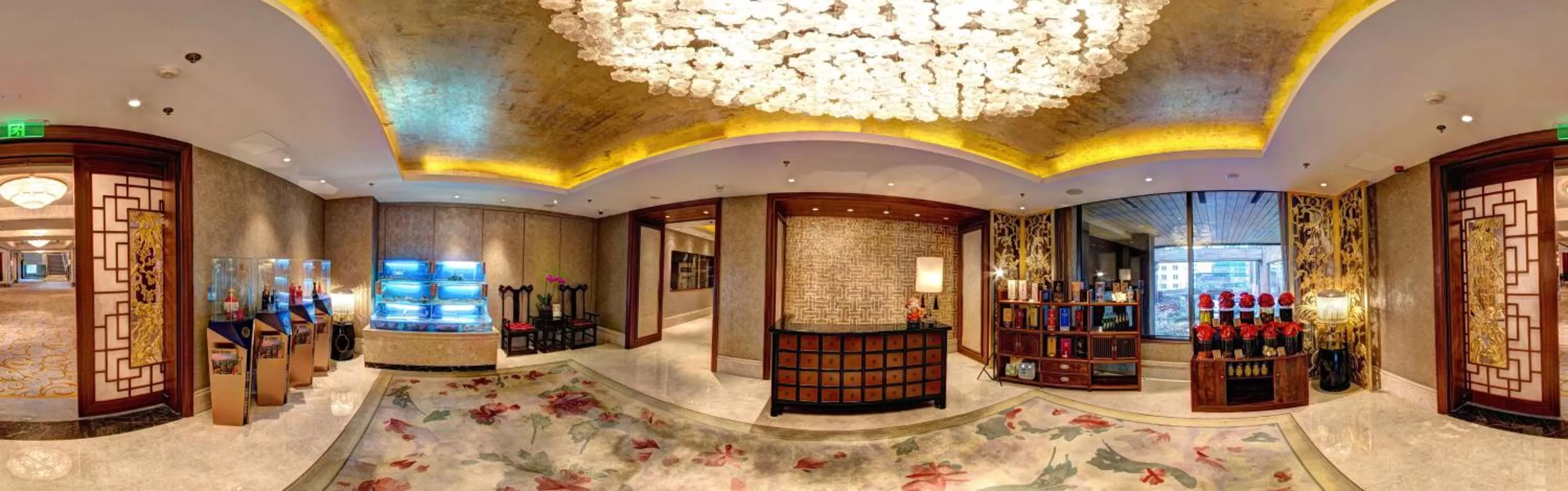Restaurant/places to eat in Shangri-La Dalian