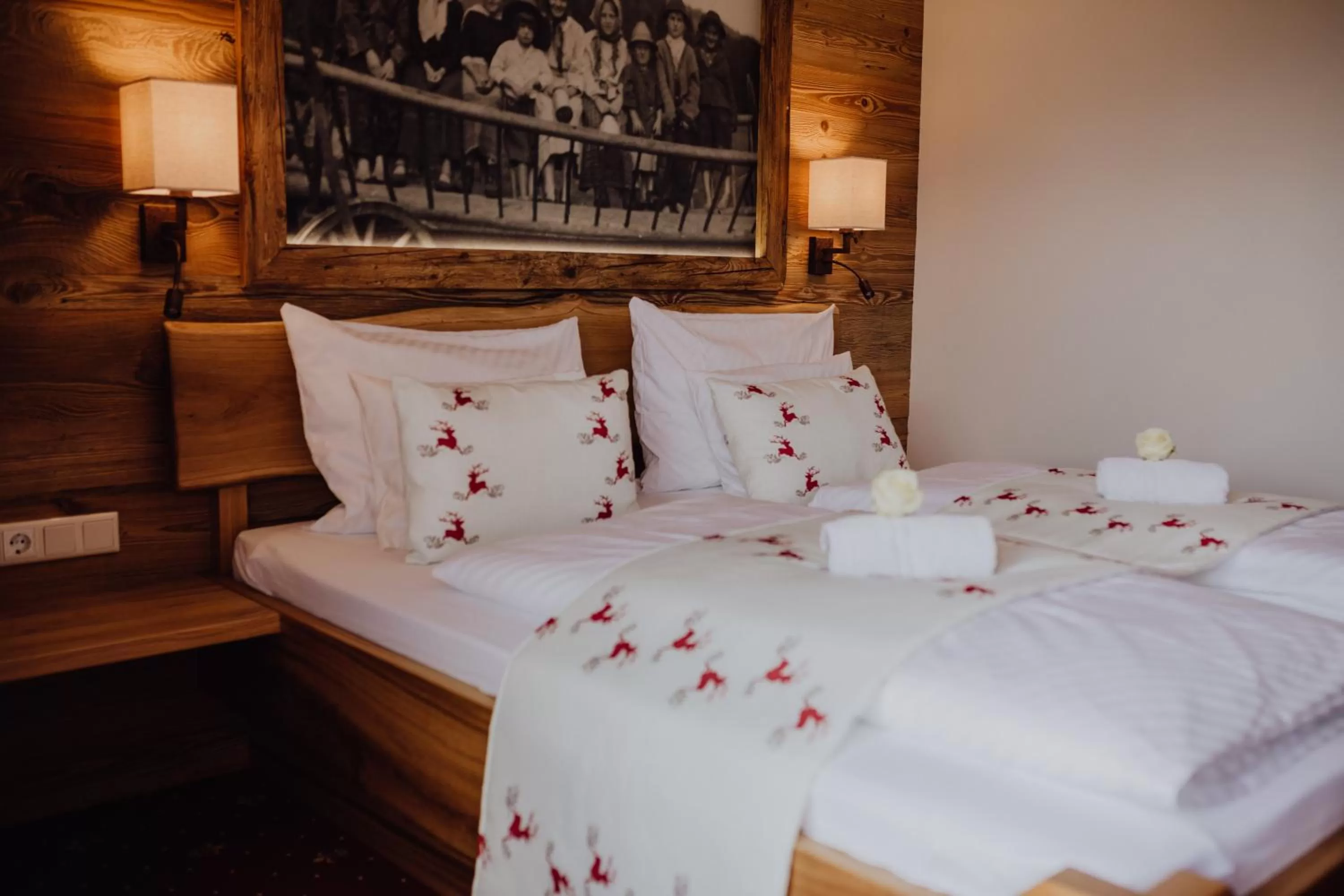 Bedroom, Bed in Panorama Hotel Gasthof Leidingerhof