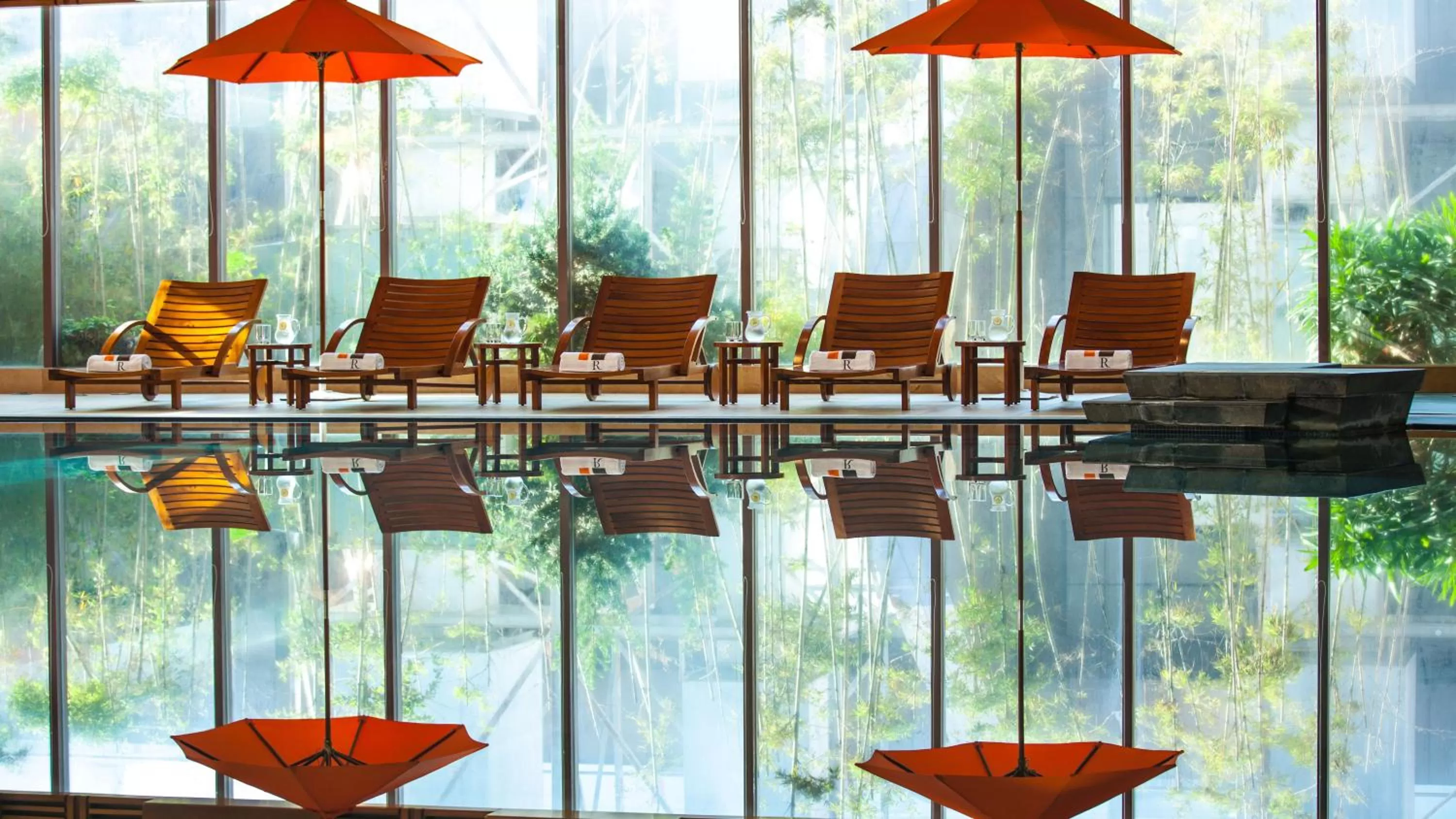 Swimming pool in Renaissance Wuhan Hotel