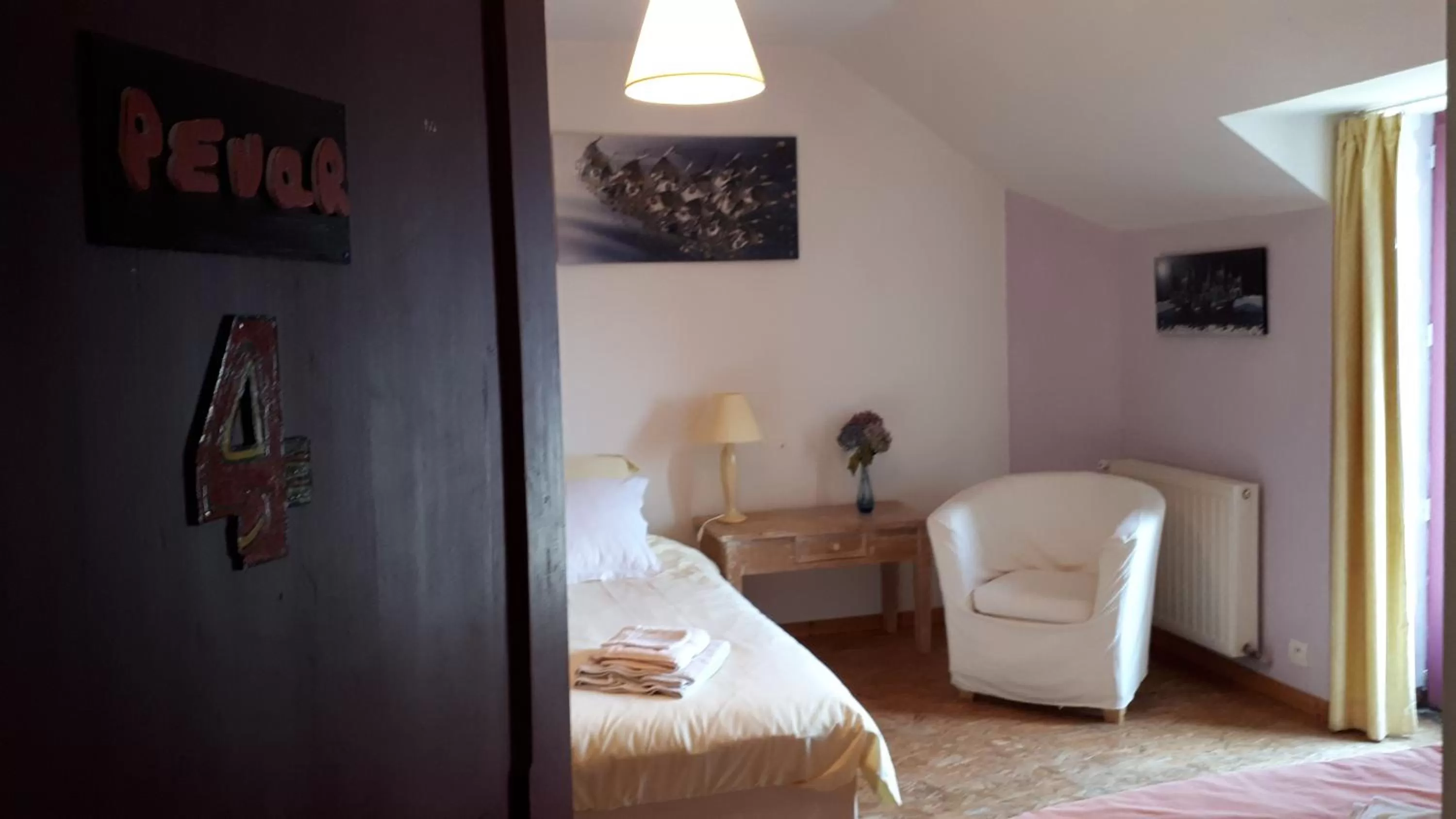 Photo of the whole room, Bed in Les Hortensias - Chambres d'Hôtes