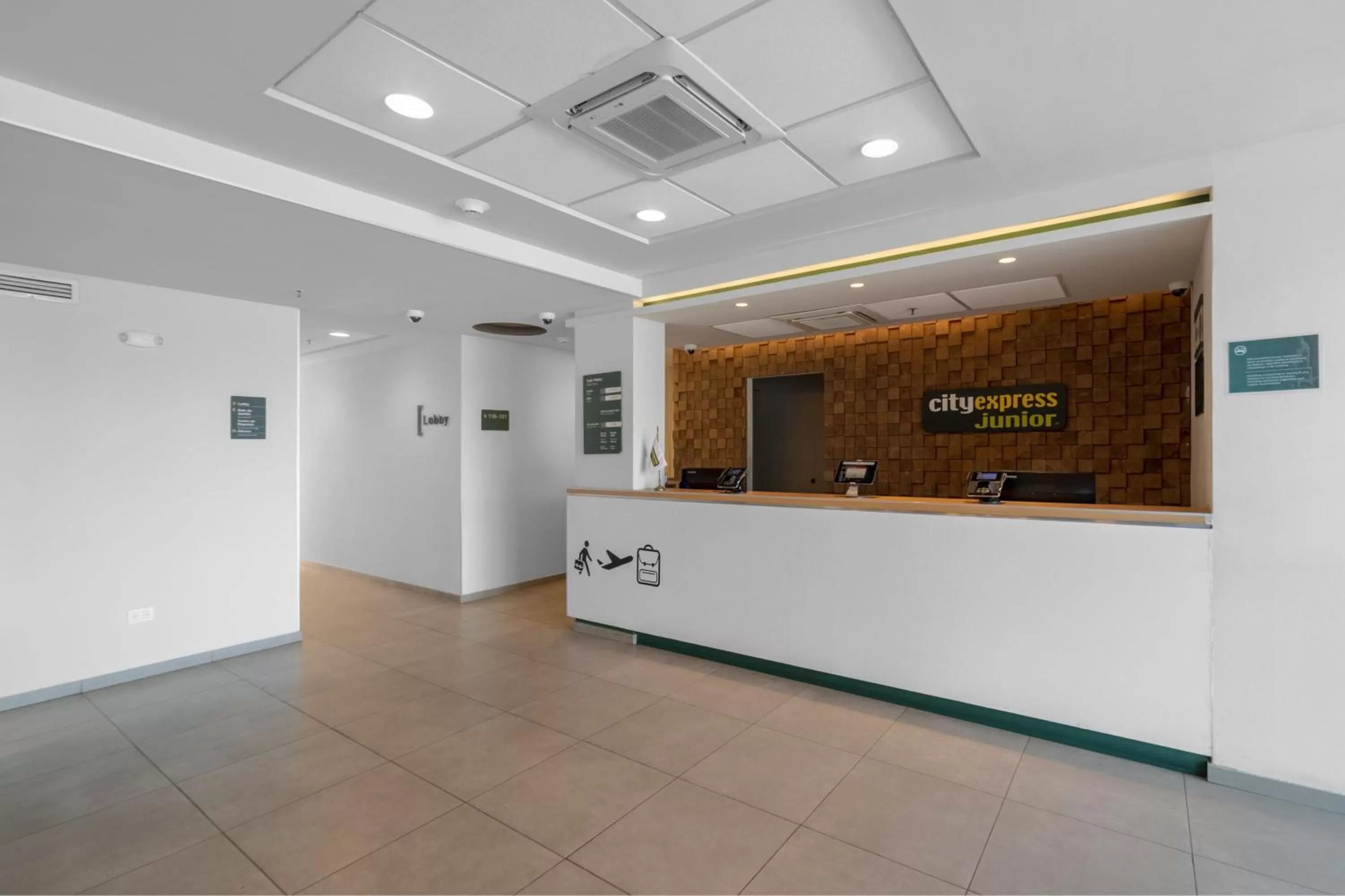Lobby or reception in City Express Junior by Marriott Merida Altabrisa