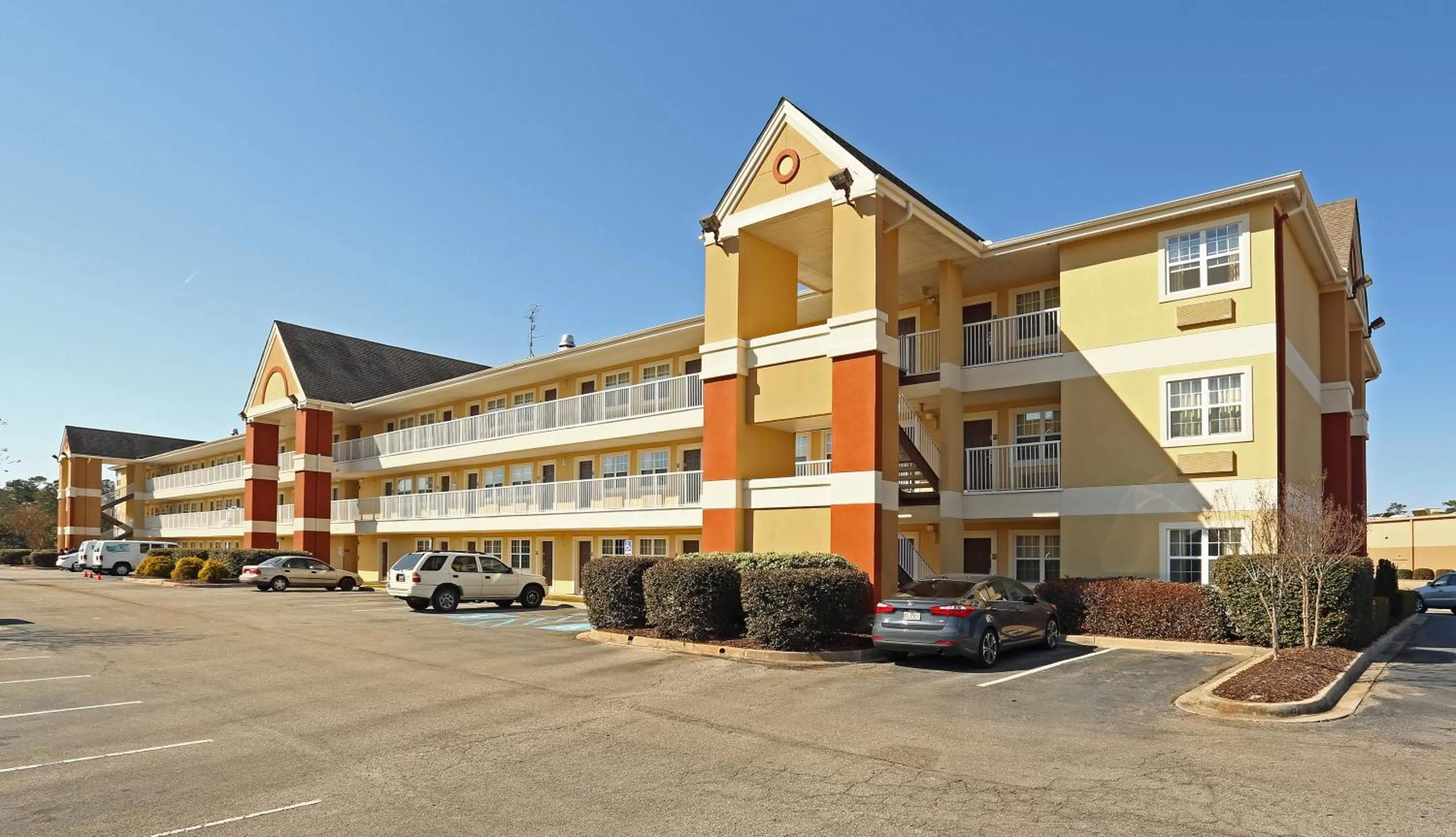 Property building in Extended Stay America Select Suites - Columbia - Ft Jackson