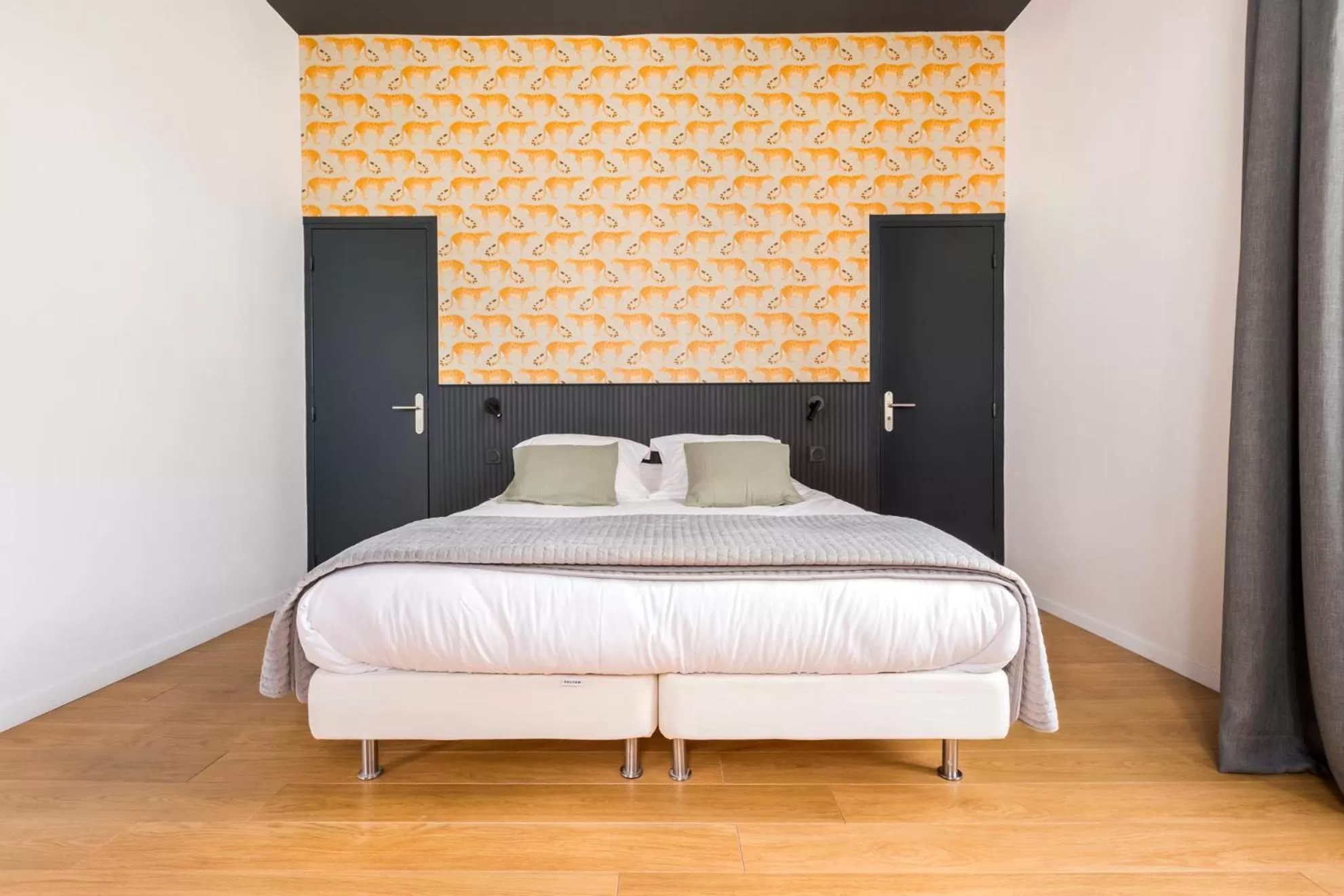 Bedroom, Bed in Au Chat Qui Dort Lille - Villa Gounod