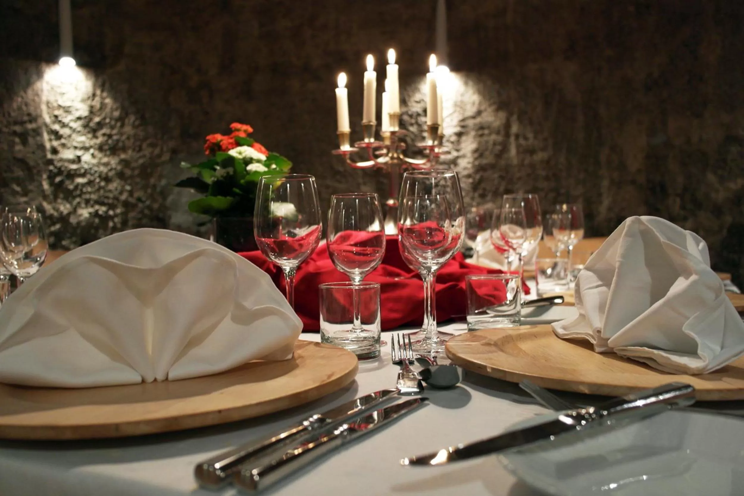 Restaurant/places to eat in Varjola Holiday Center