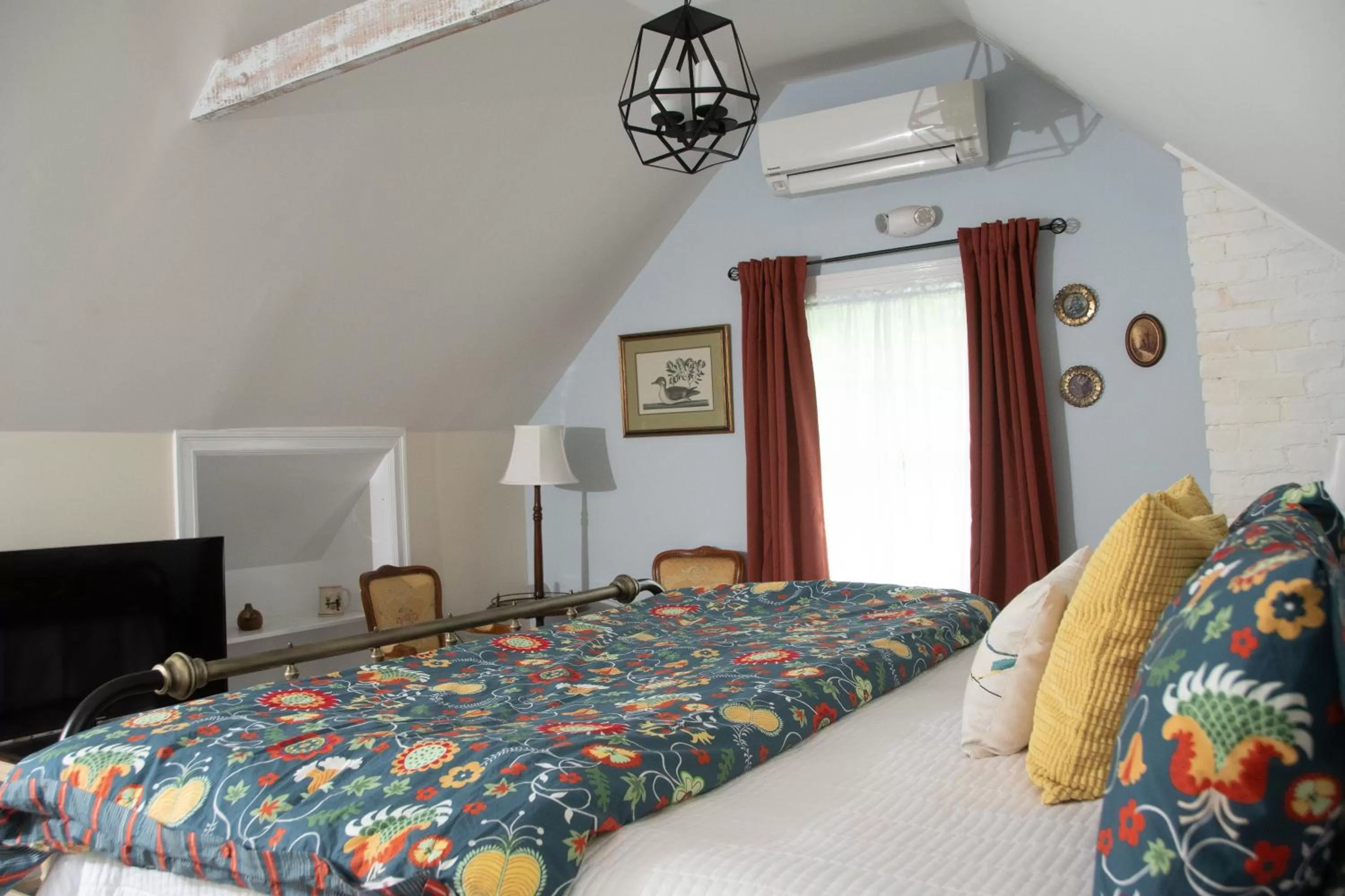 Bed in The Ocean Bay House