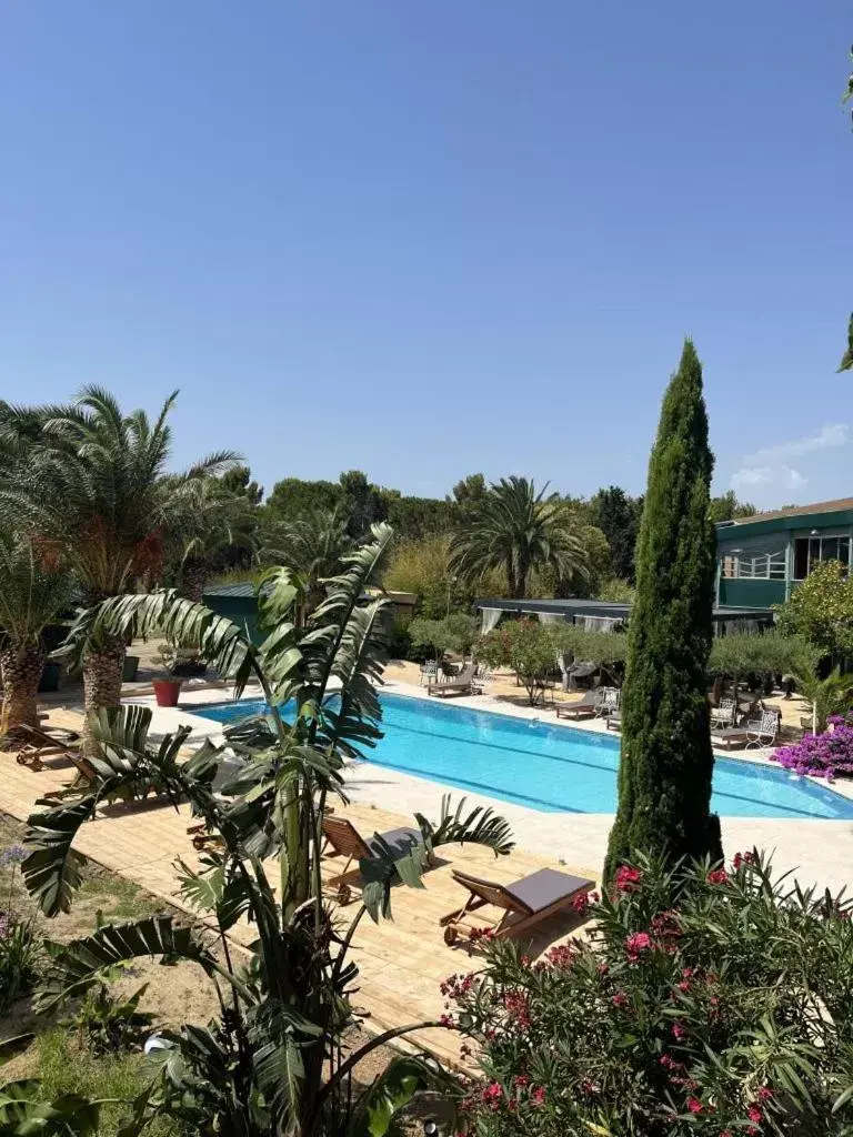 Double Room with Garden View in Tropic Hôtel Double Room with Garden View in Tropic Hôtel