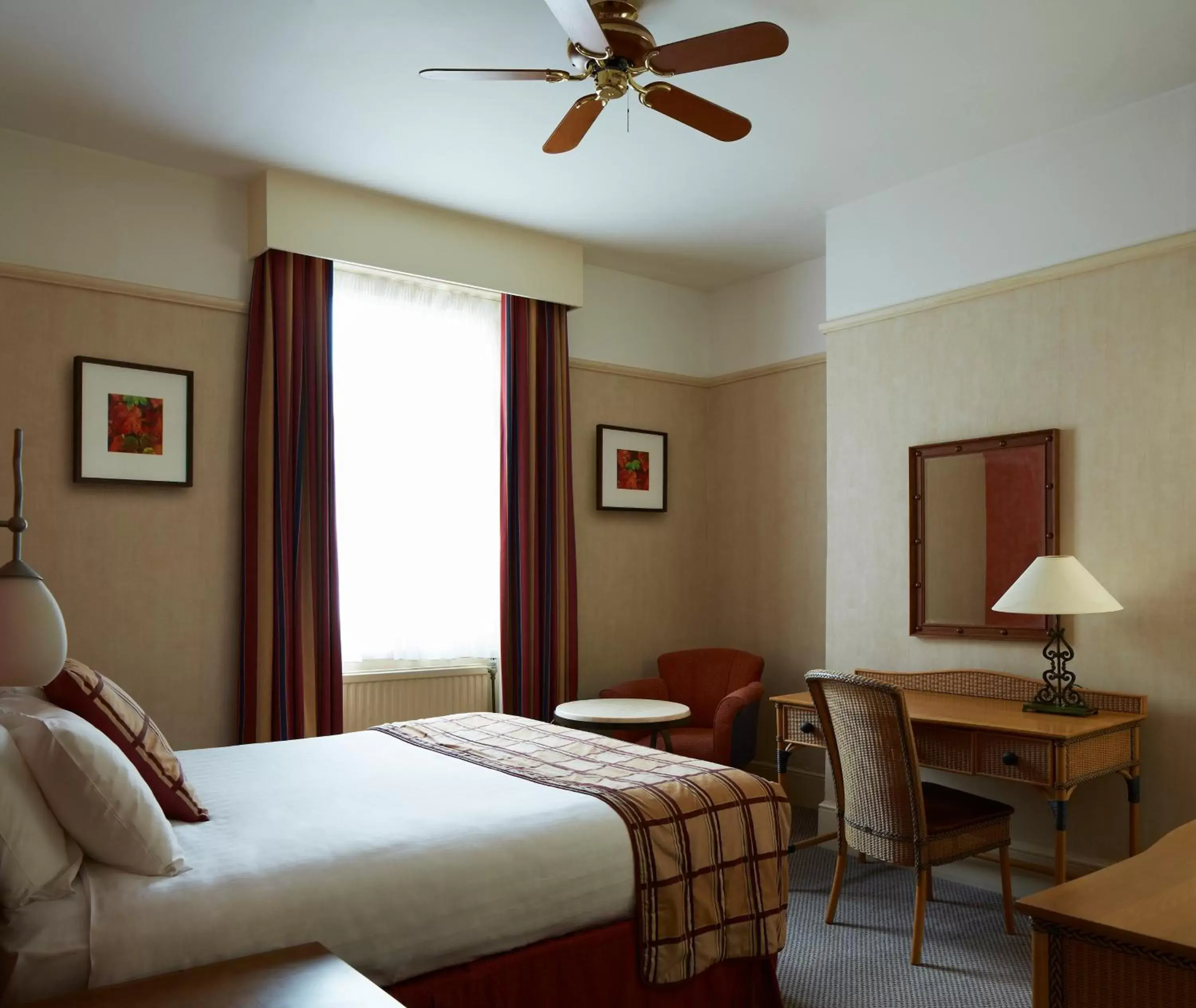 Standard Double Room in The Old Ship Hotel Standard Double Room in The Old Ship Hotel