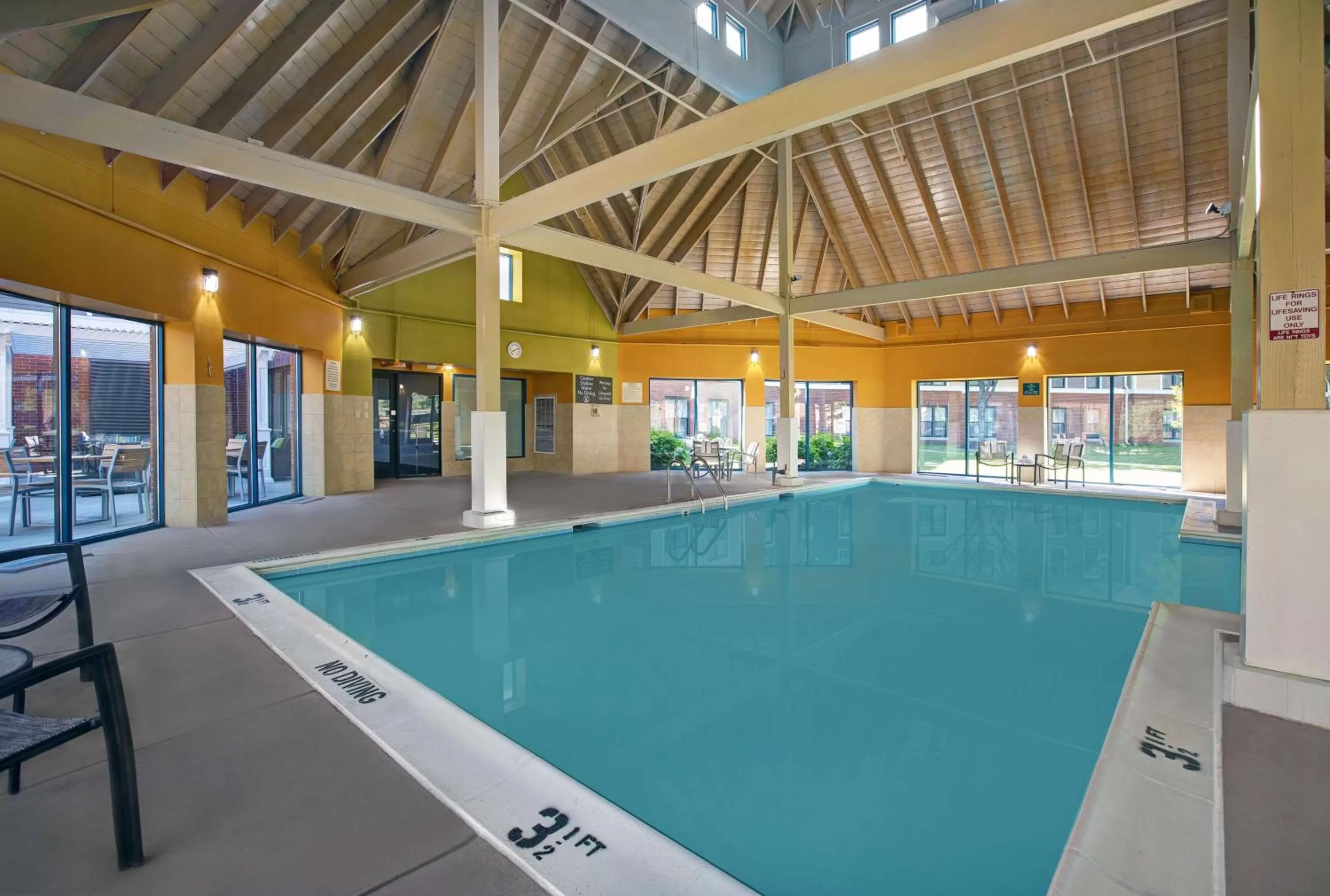 Pool view in Homewood Suites by Hilton Chicago-Lincolnshire