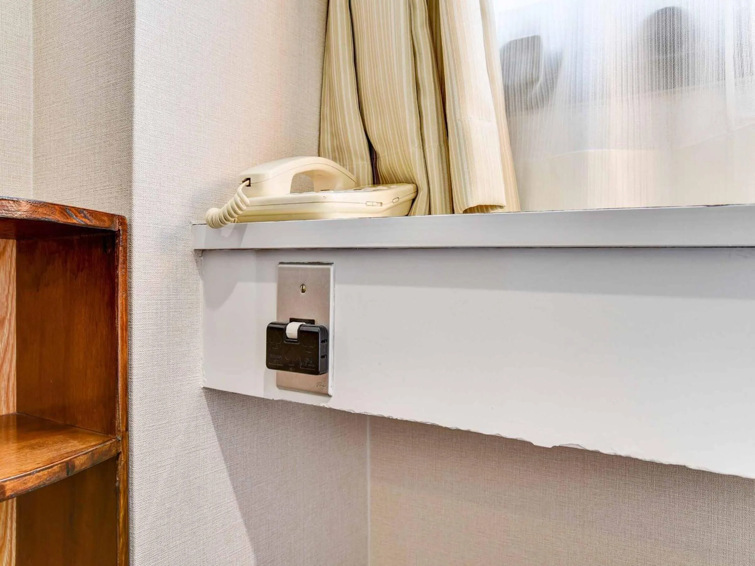 Photo of the whole room in Hotel Crane Tachibana