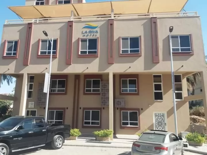 Facade/entrance in La Riva Hotel