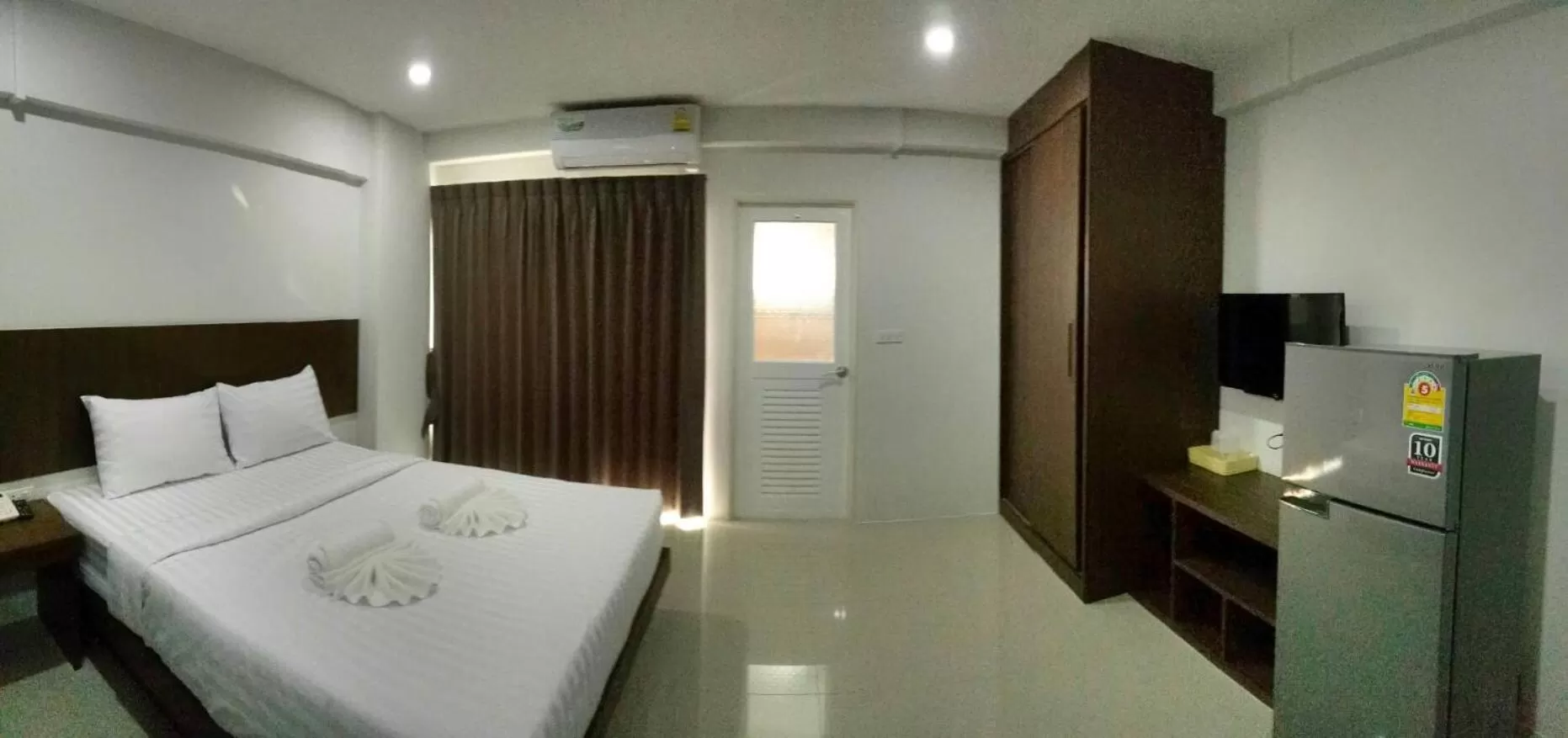 Photo of the whole room, Bed in Nava Grand