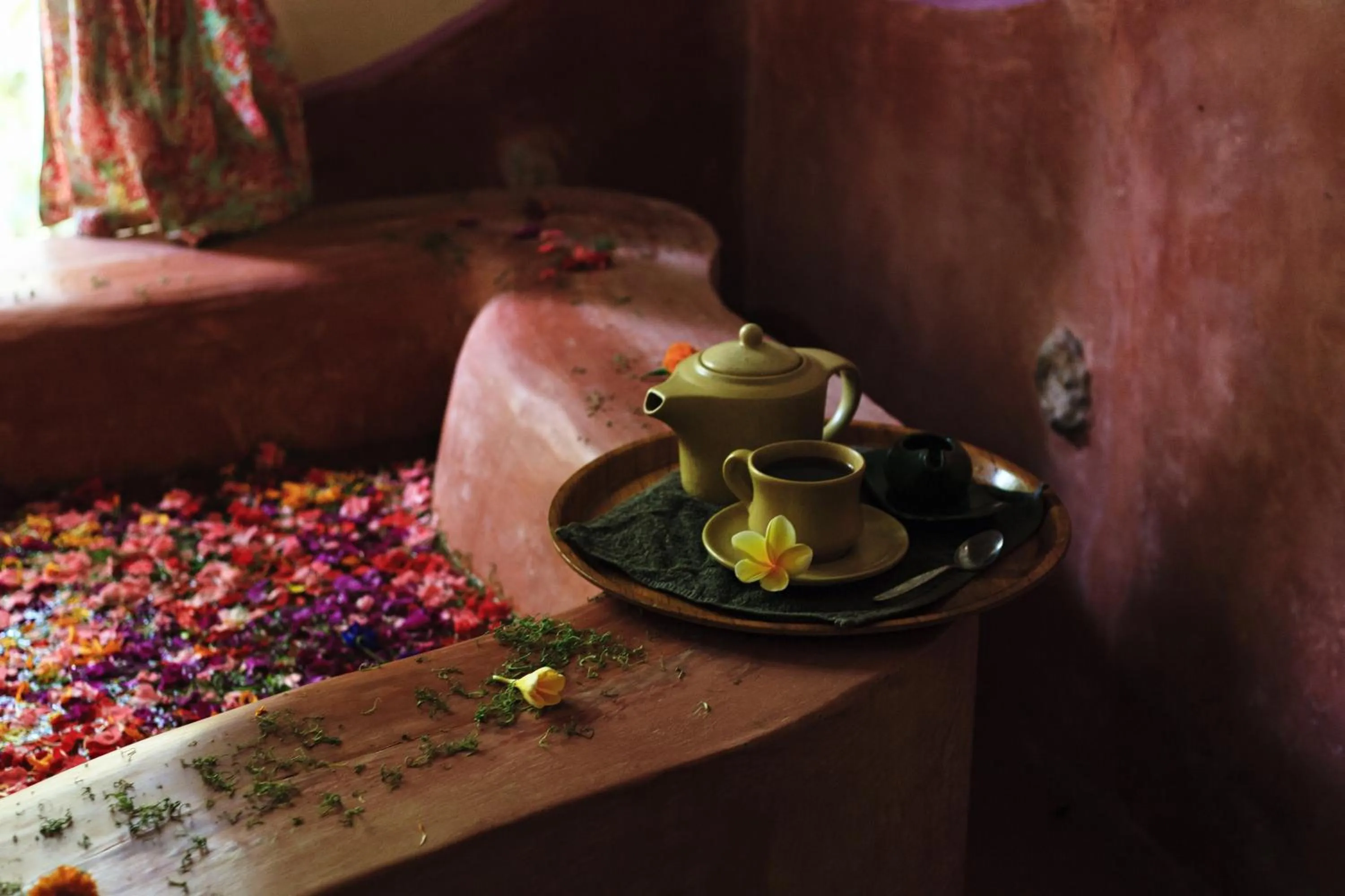 Hot Tub in Swasti Eco Cottages