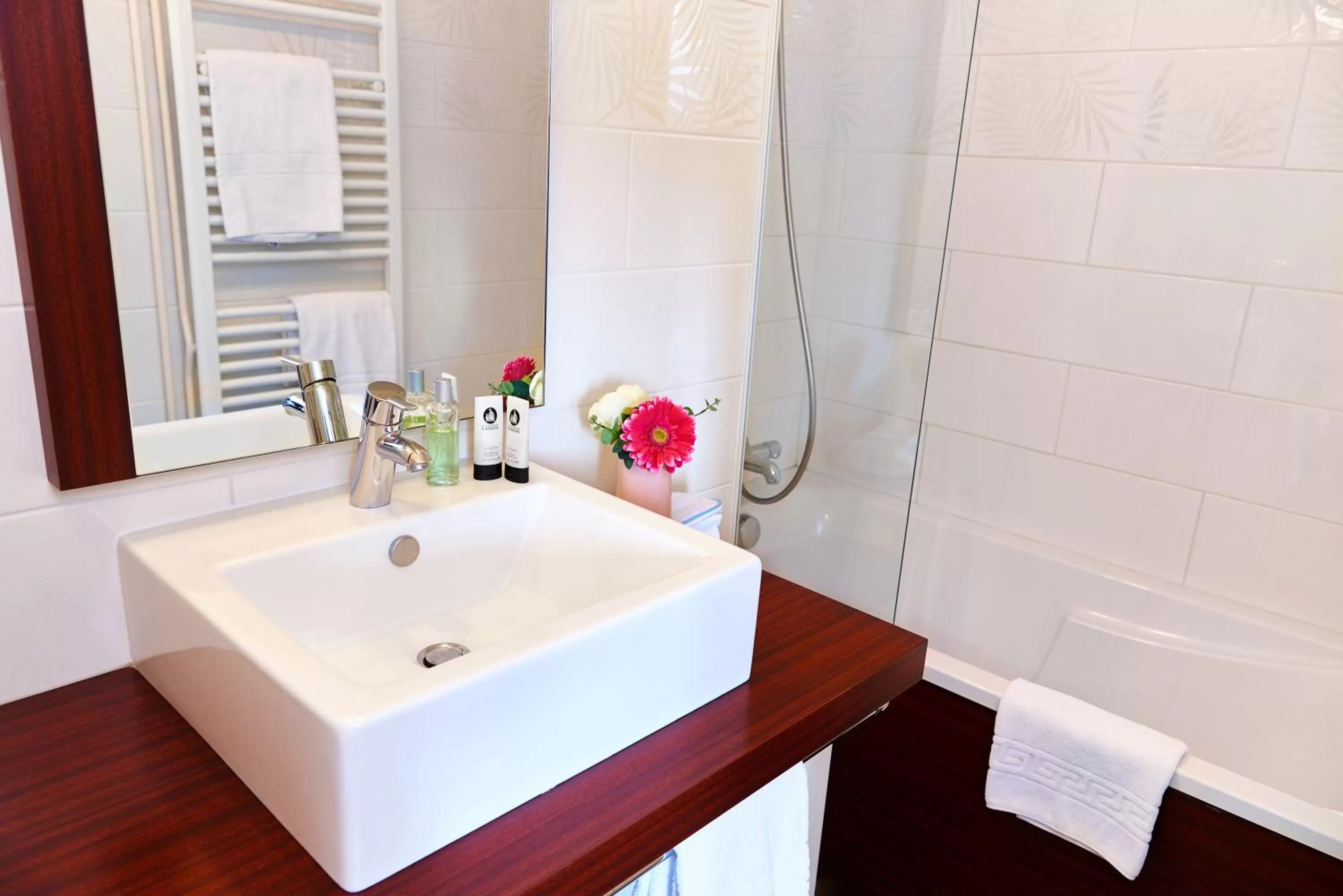 Bathroom in Logis Hotels Grand Hotel d'Orléans