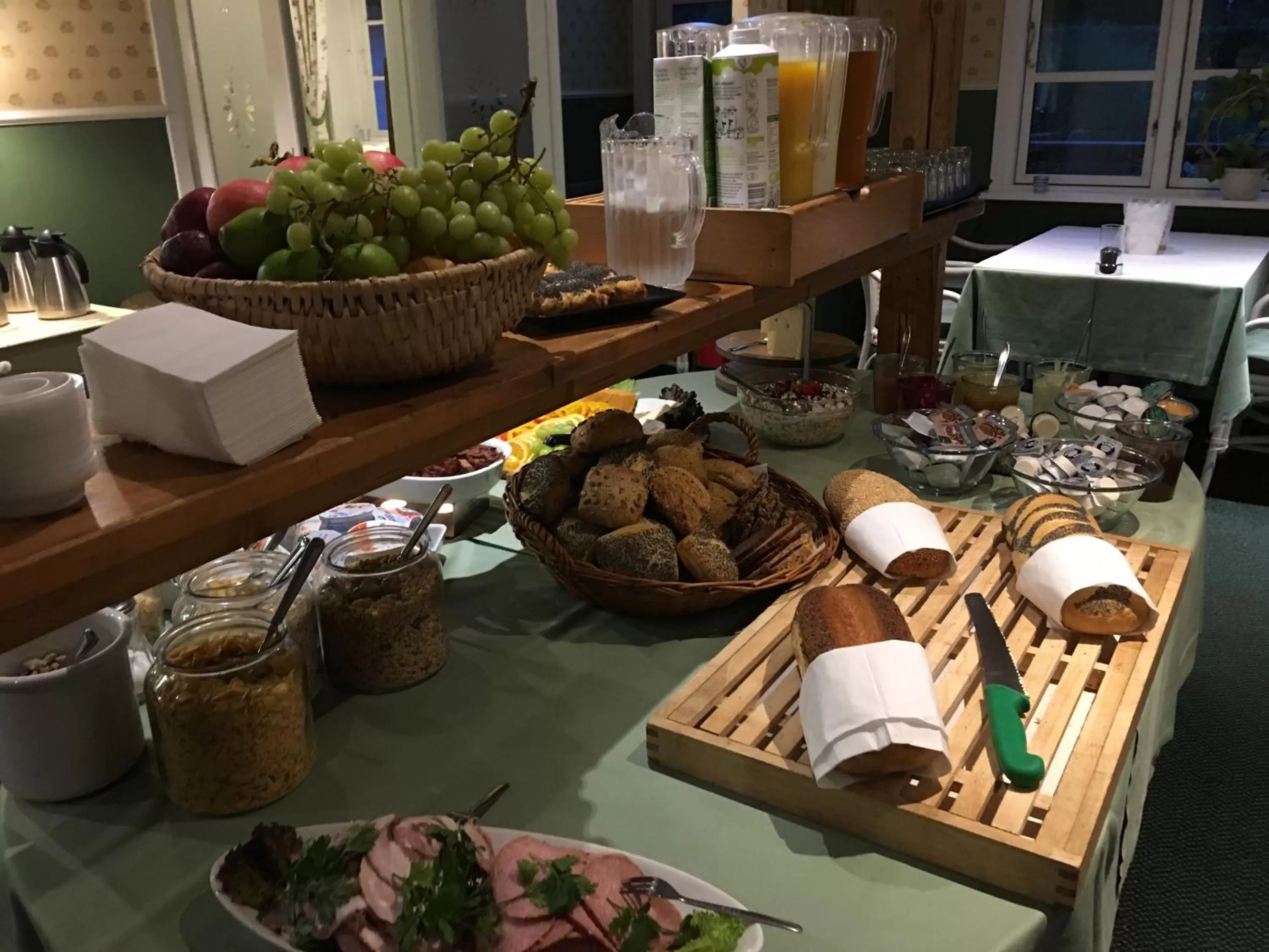 Food and drinks in Bromølle Kro