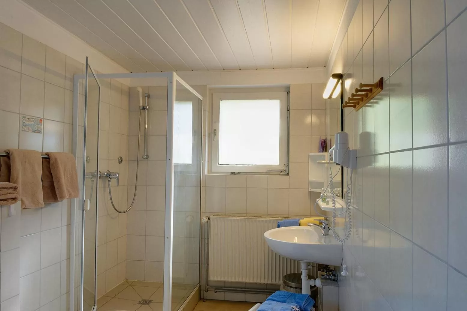 Shower in Biohotel Spöktal