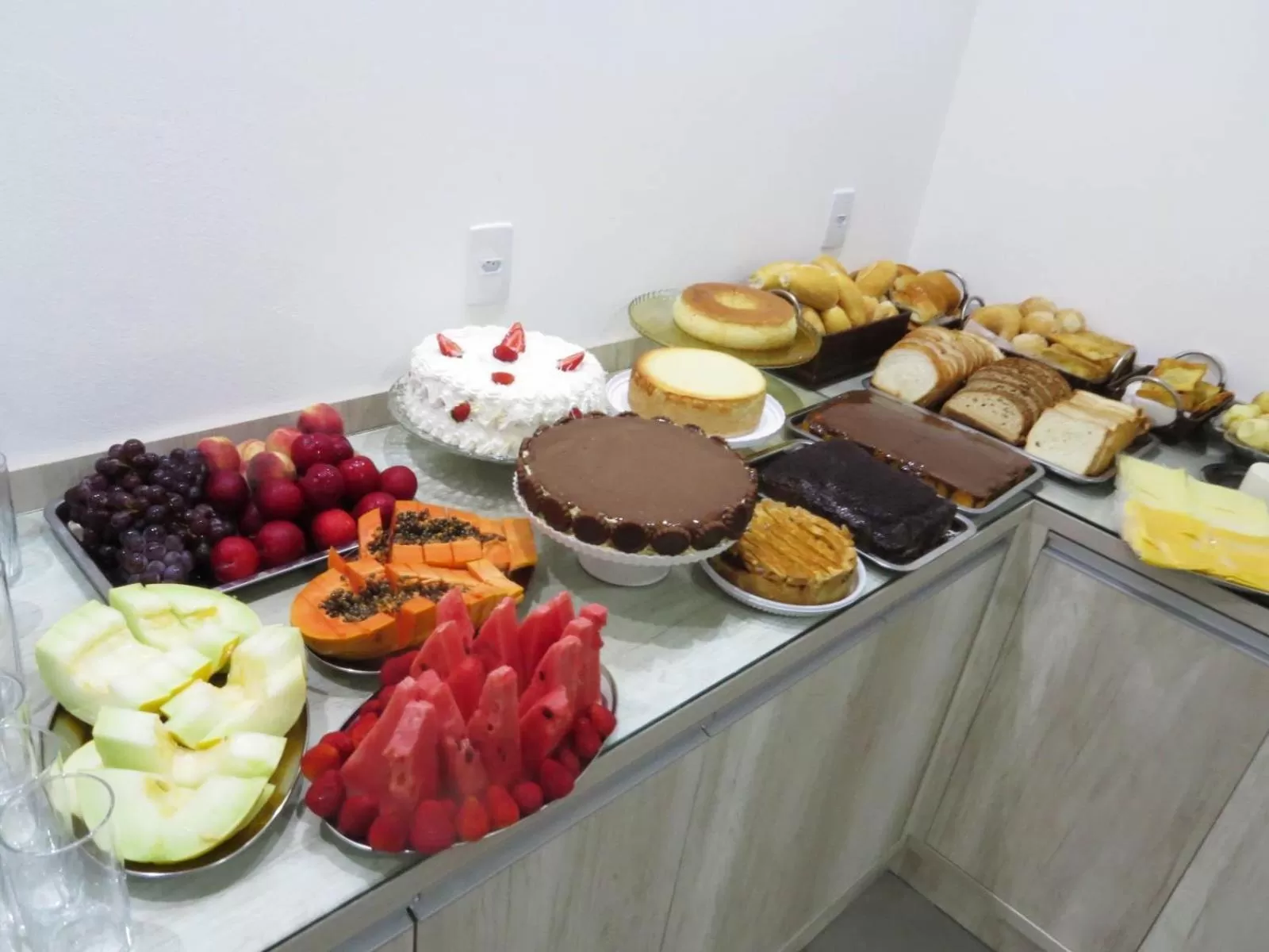 Food and drinks in Pousada Vó Dena