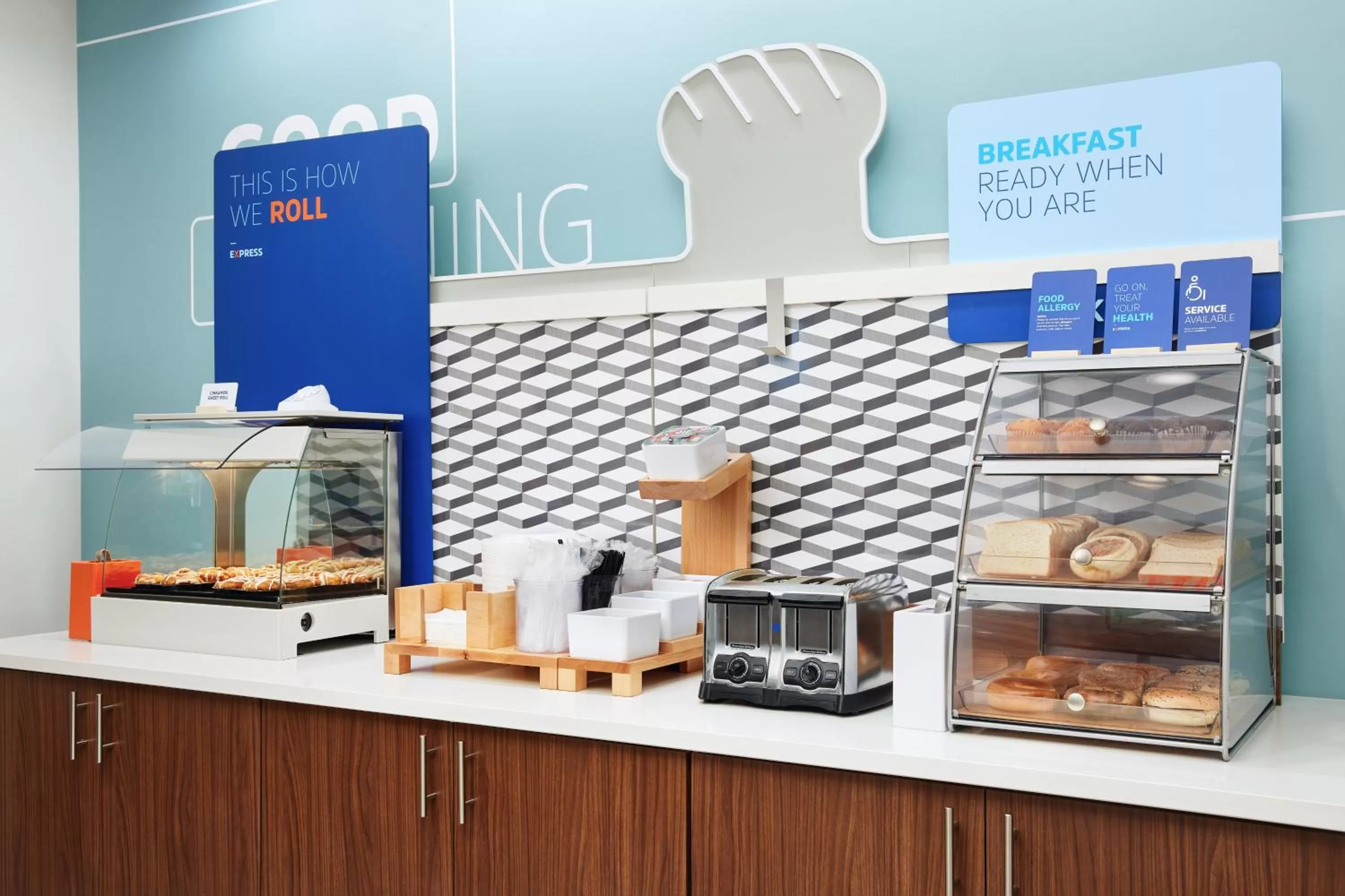 Buffet breakfast in Holiday Inn Express Hotel & Suites Port St. Lucie West by IHG