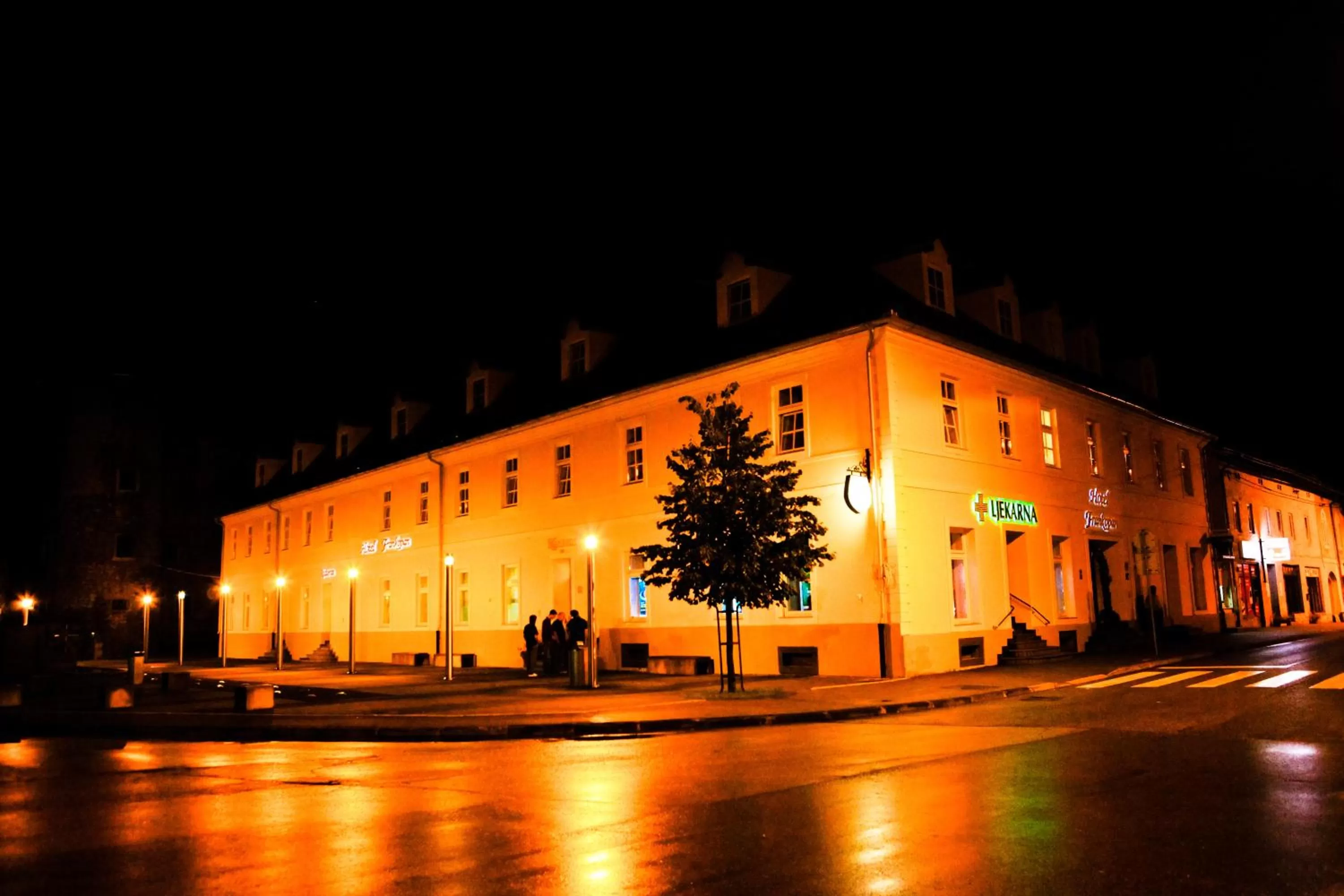 Night in Heritage Hotel Frankopan