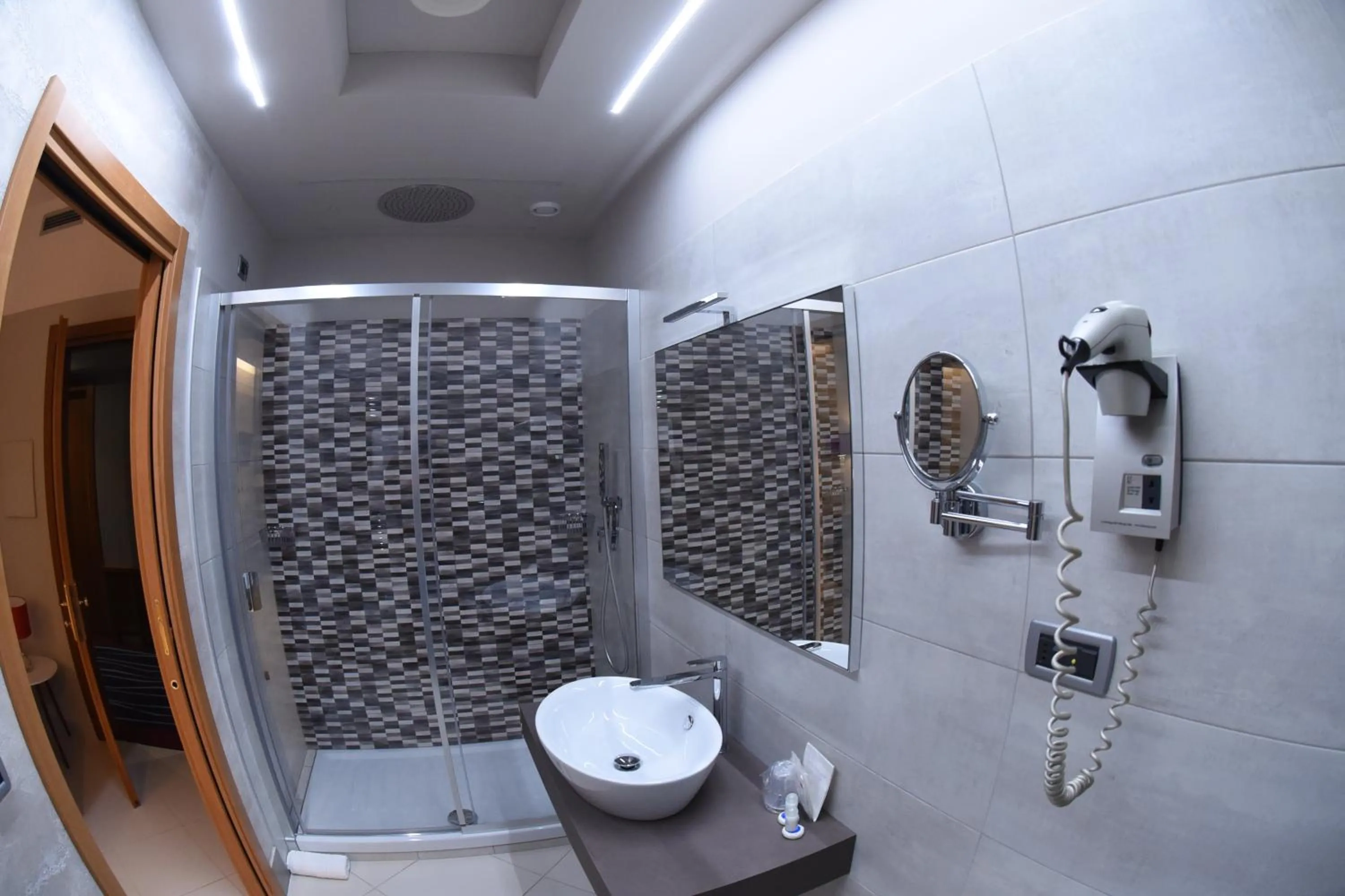 Bathroom in Hotel Niagara