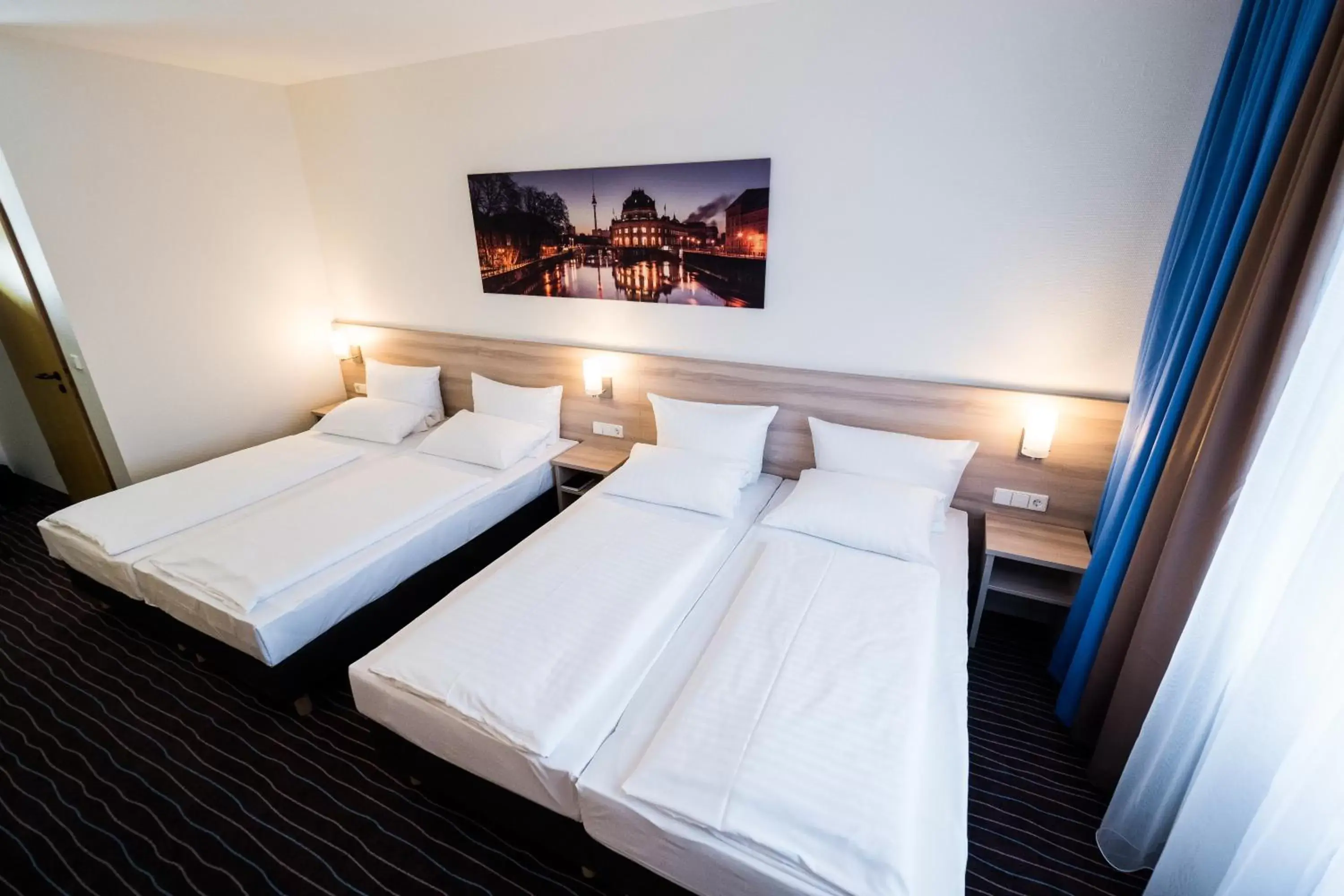 Family Quadruple Room in PLAZA INN Berlin Charlottenburg Family Quadruple Room in PLAZA INN Berlin Charlottenburg