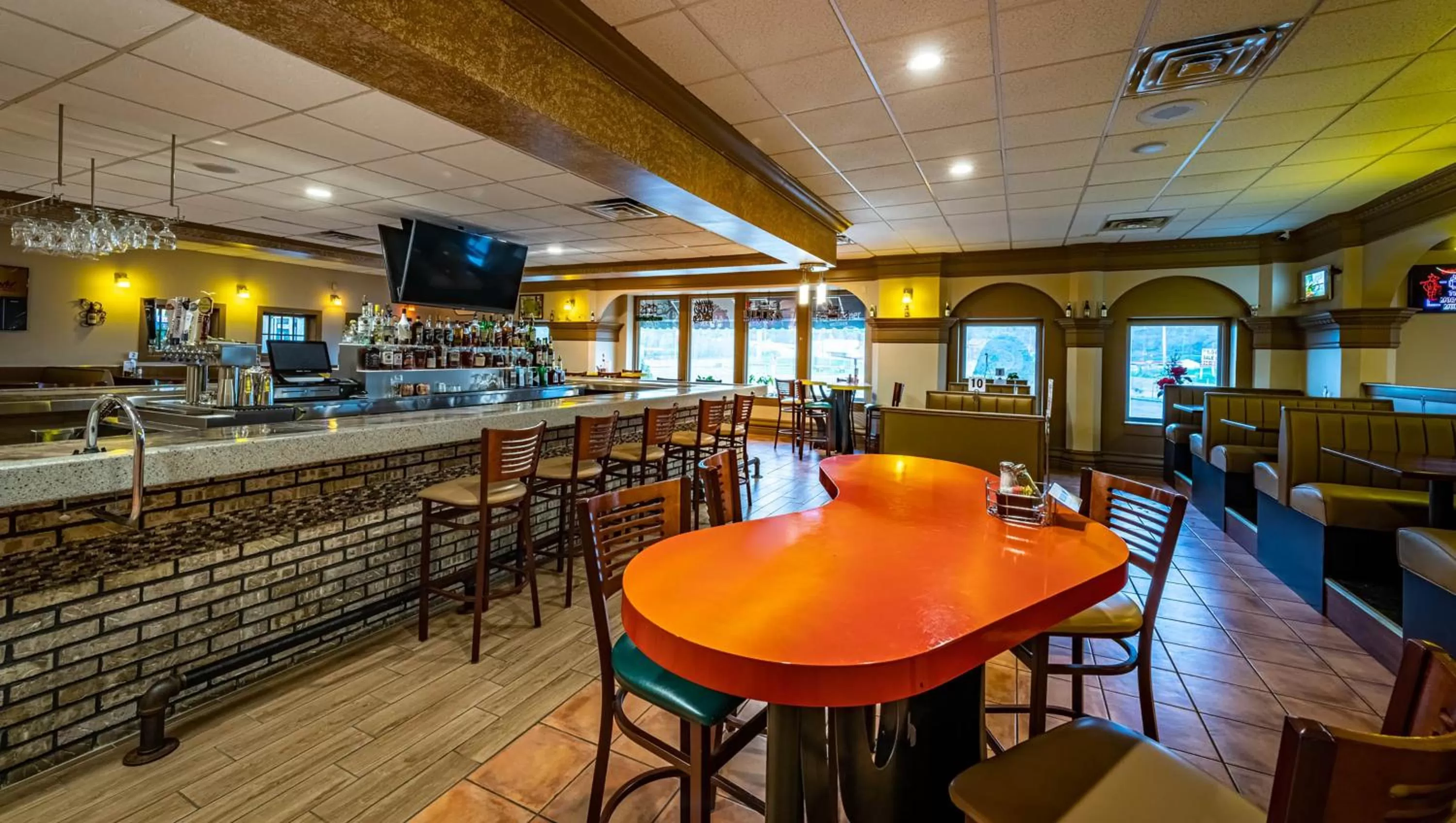 Lounge or bar in Magnuson Grand Harrisburg