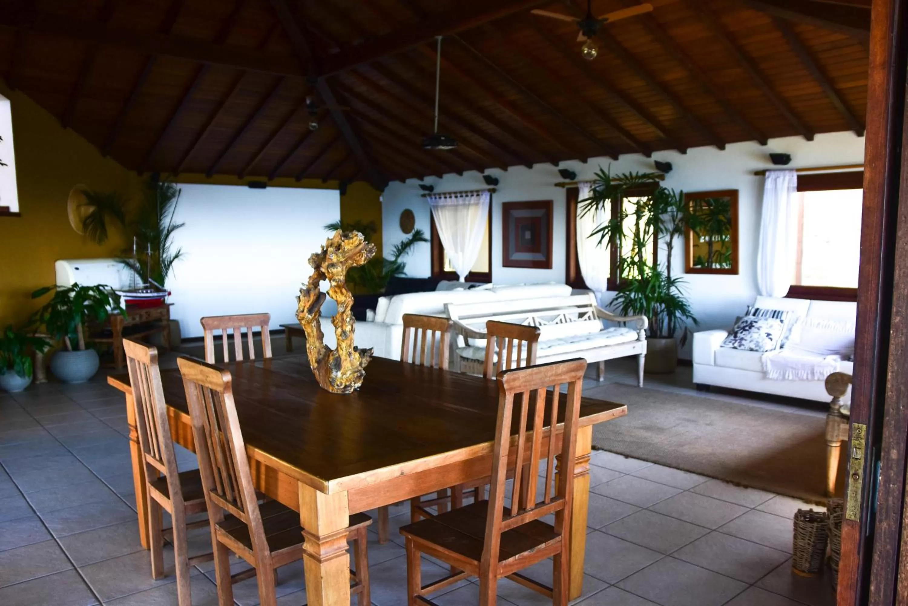 Living room, Restaurant/Places to Eat in La Belle Maison Brigitte Bardot