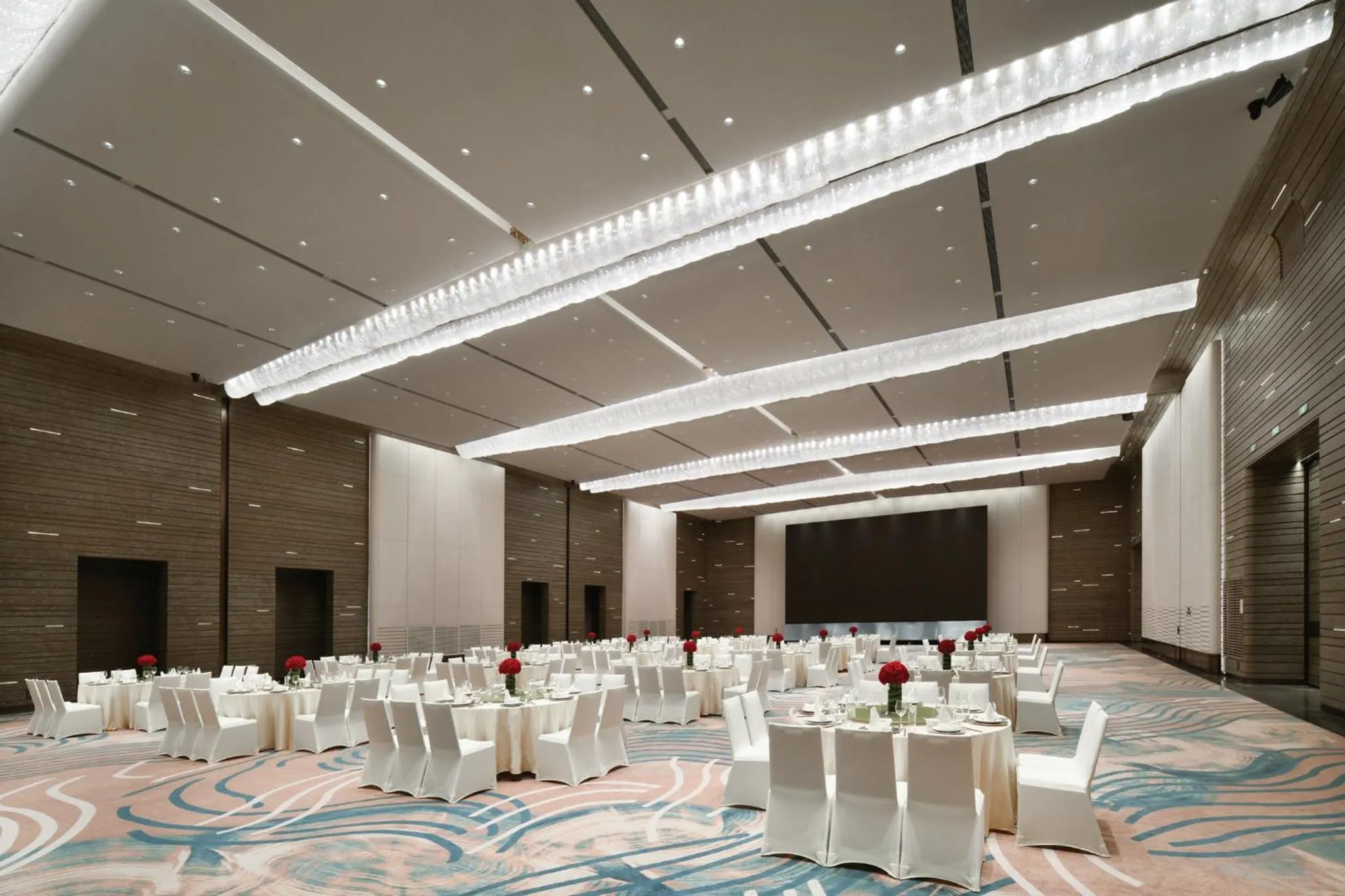 Banquet/Function facilities in Crowne Plaza Wuhan Optics Valley by IHG
