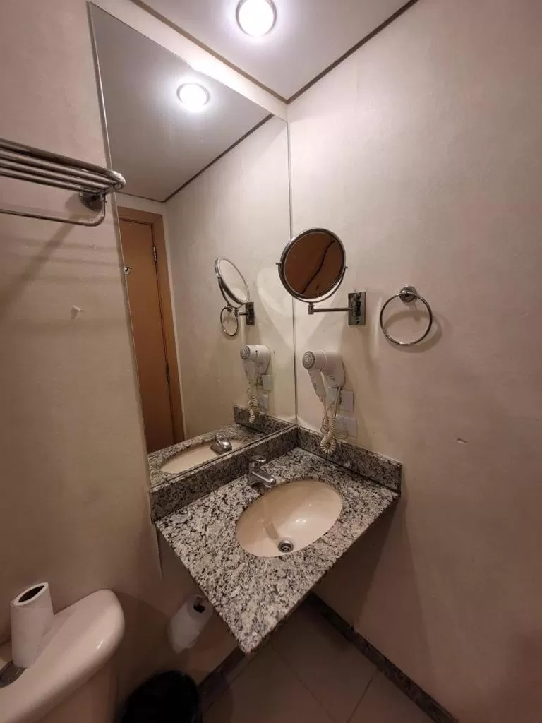 Bathroom in Studio Paulista Bela Cintra