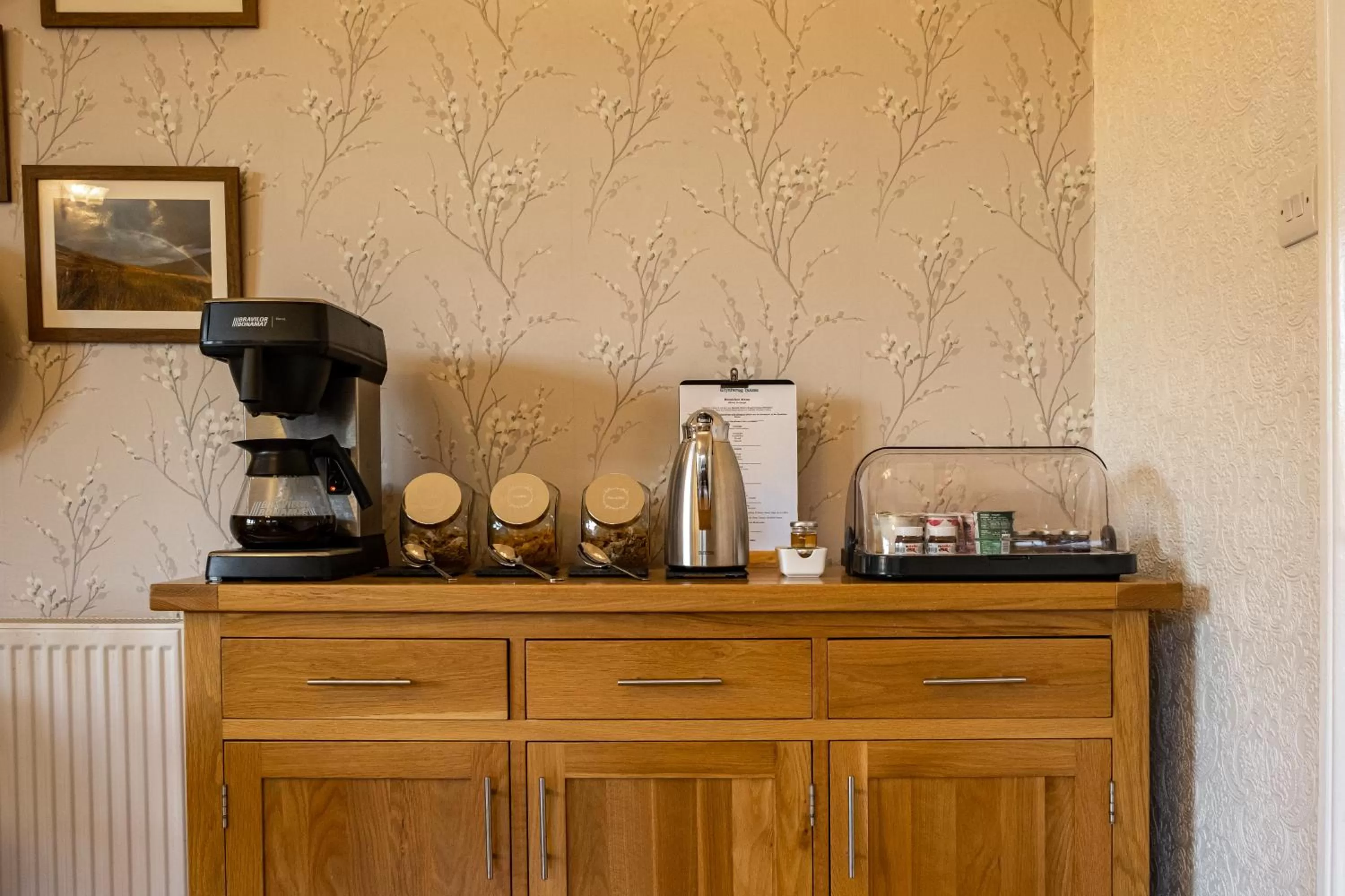 Breakfast in Glyntwrog House