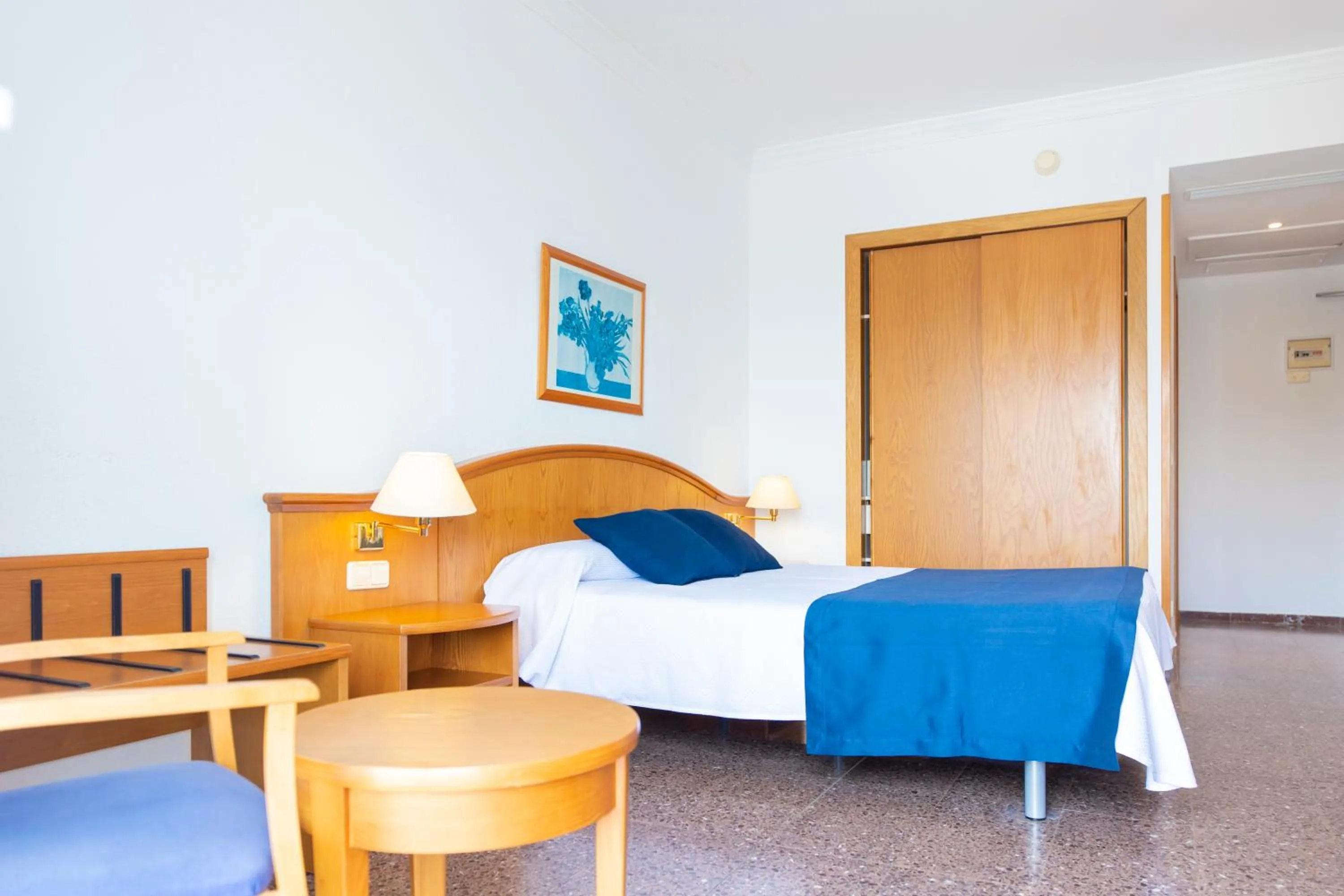 Photo of the whole room, Bed in Hotel Ramblamar