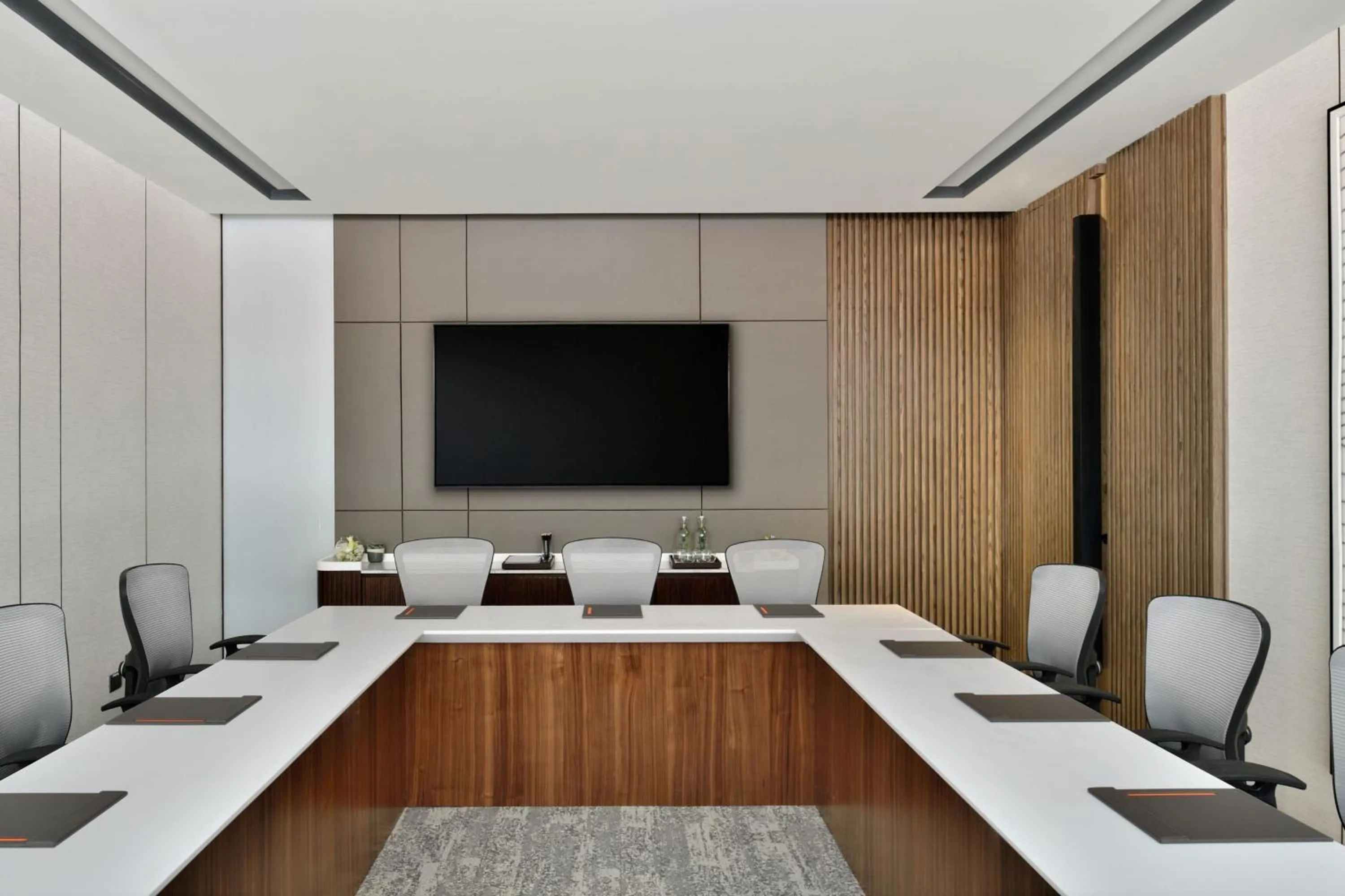 Meeting/conference room in Marriott Executive Apartments Navi Mumbai