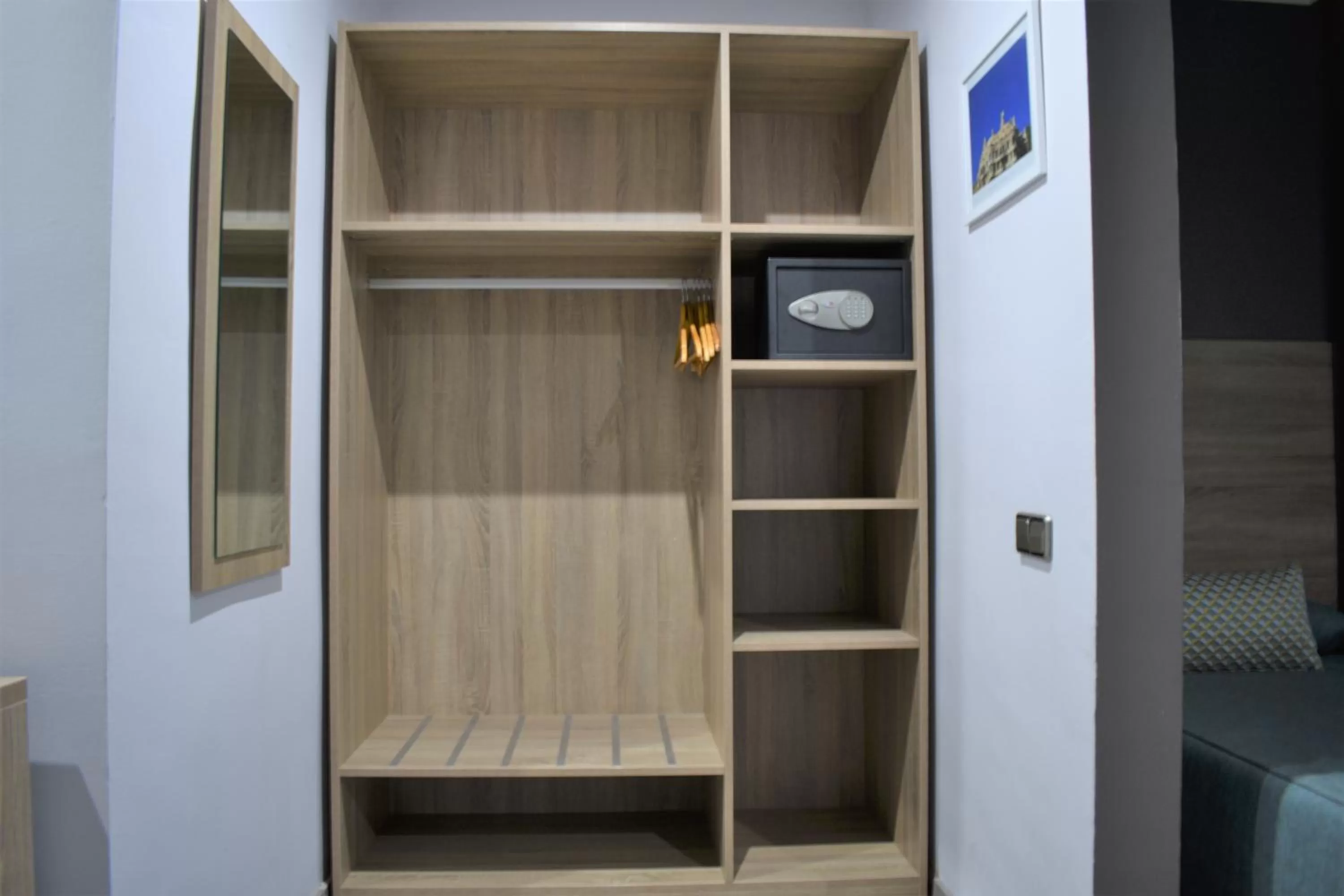 Bedroom in Ramblas Hotel