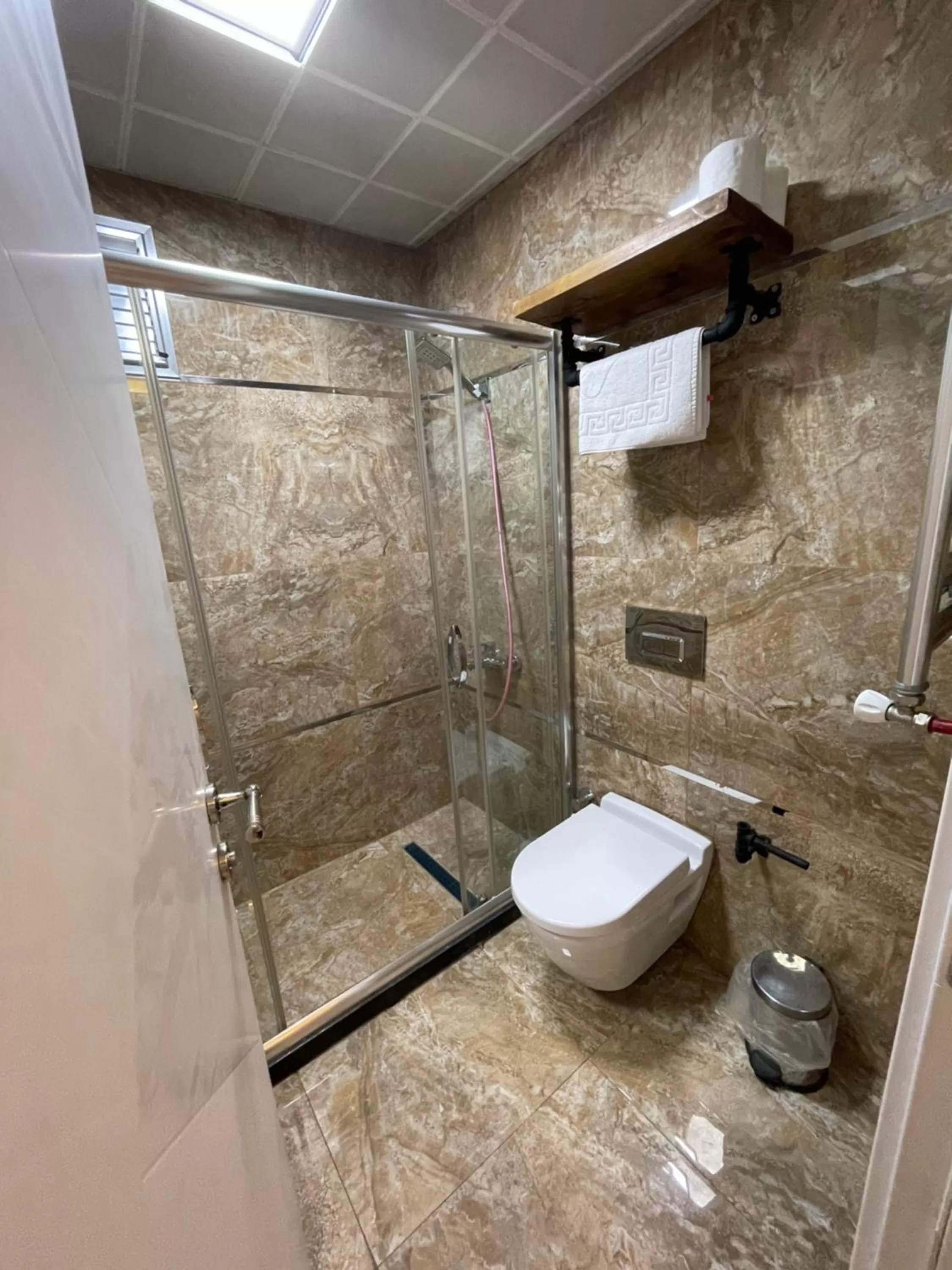 Shower in Arat Apartments