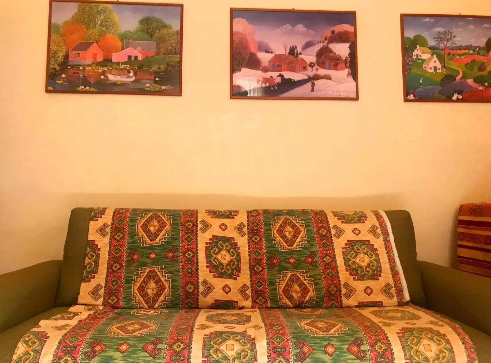 Living room, Bed in La Dimora di Ermes