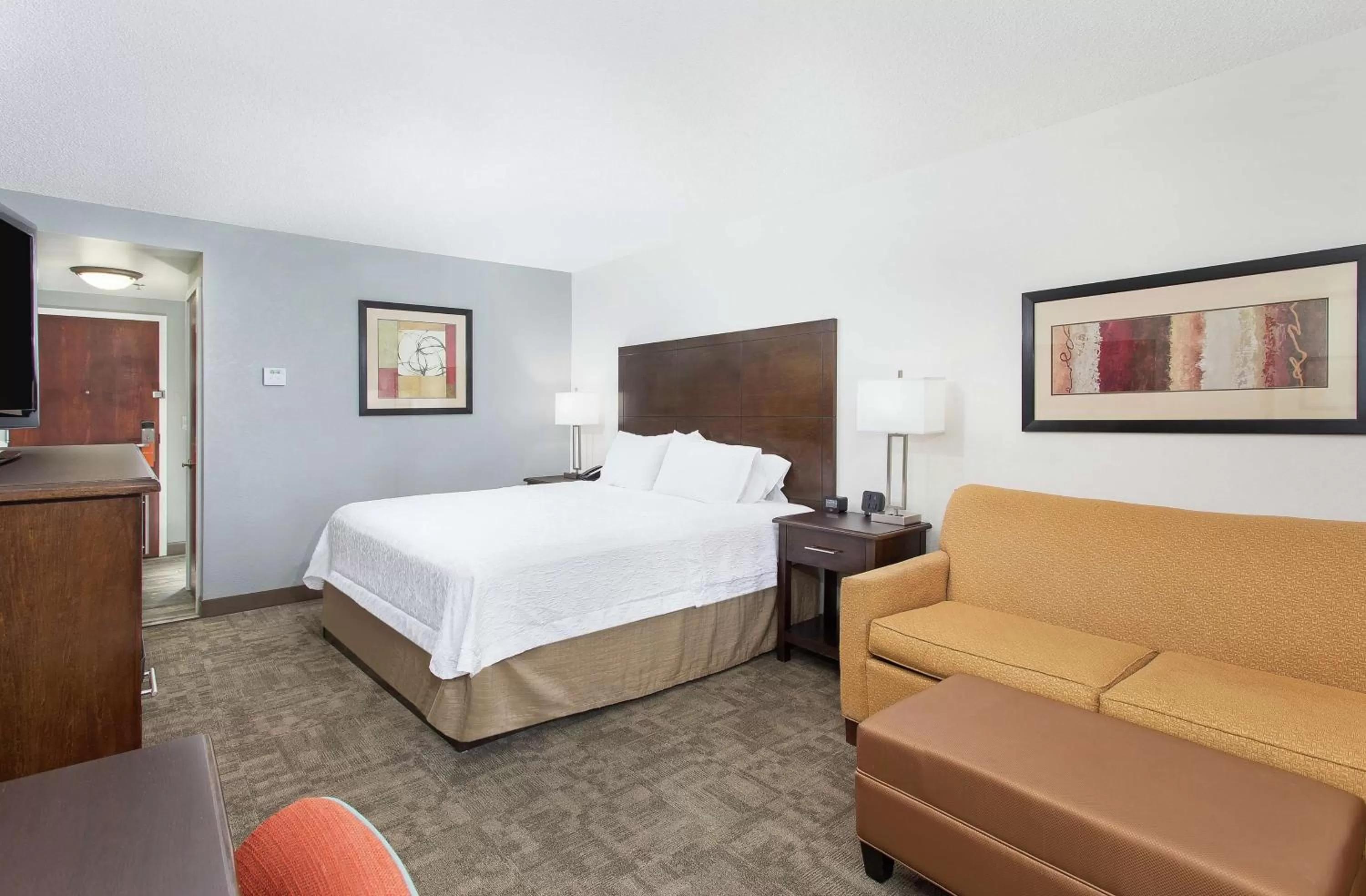 Bedroom, Bed in Hampton Inn Cullman