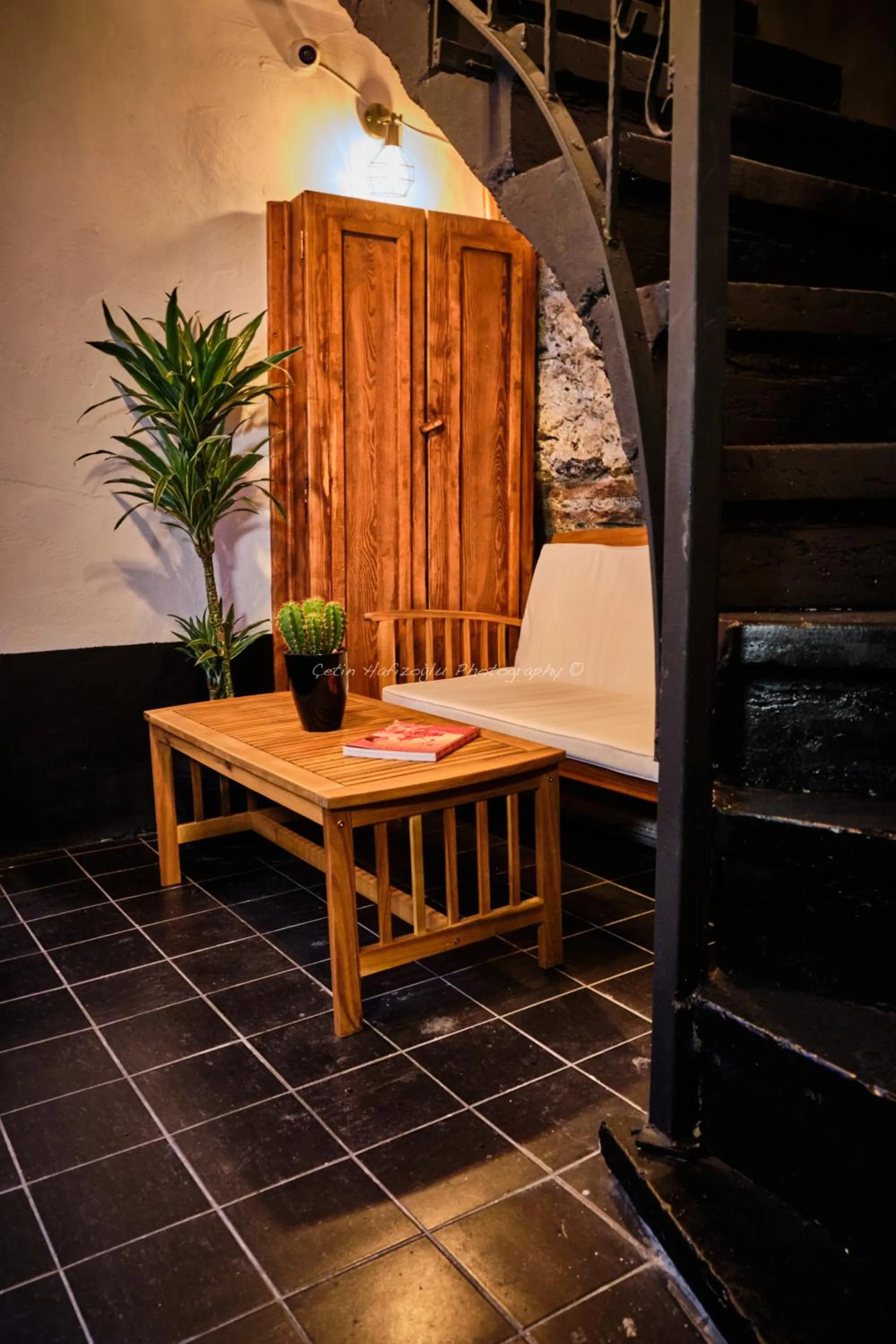 Lobby or reception in Roya Rooms