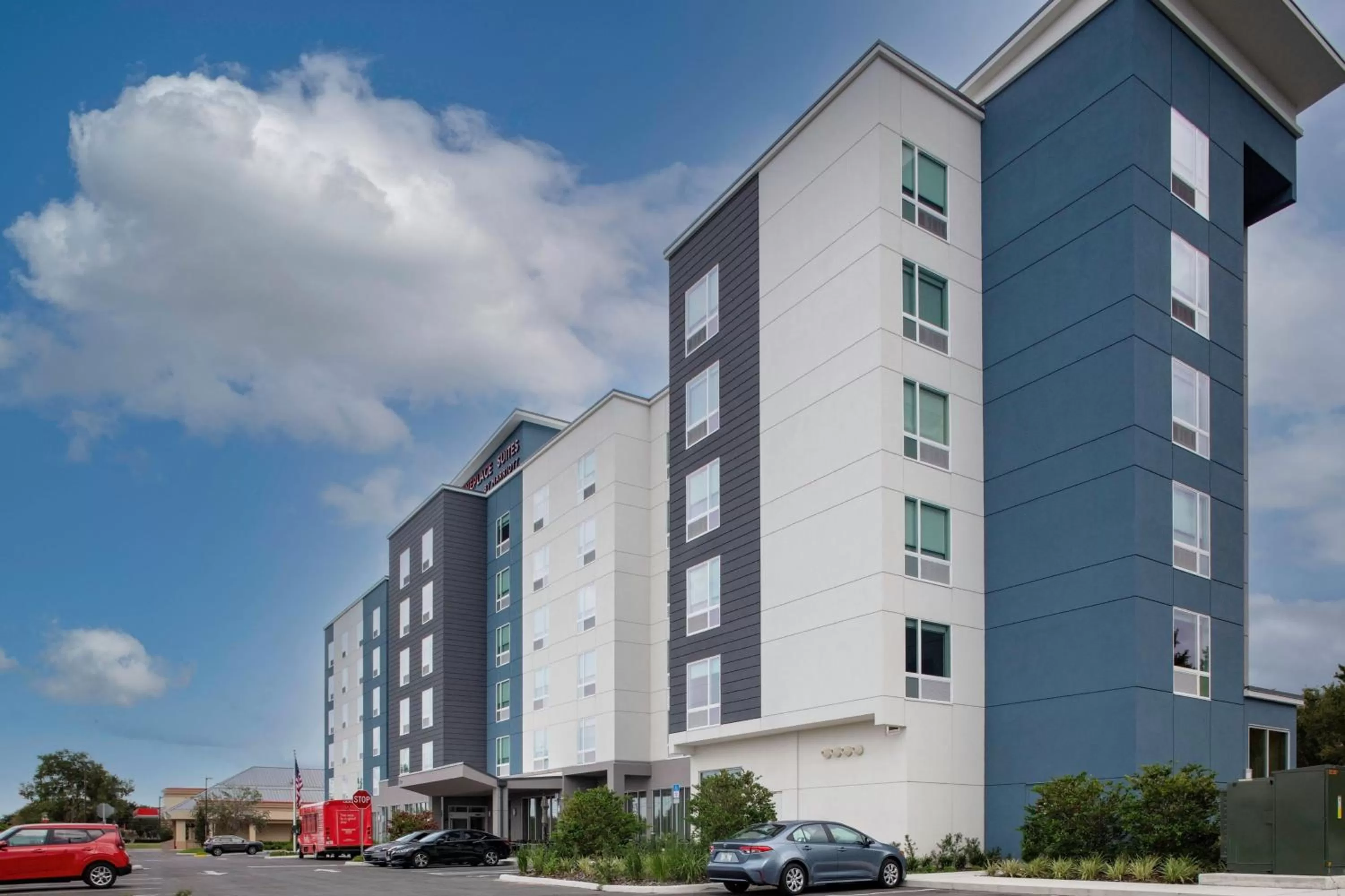 Property building in TownePlace Suites by Marriott Orlando Airport